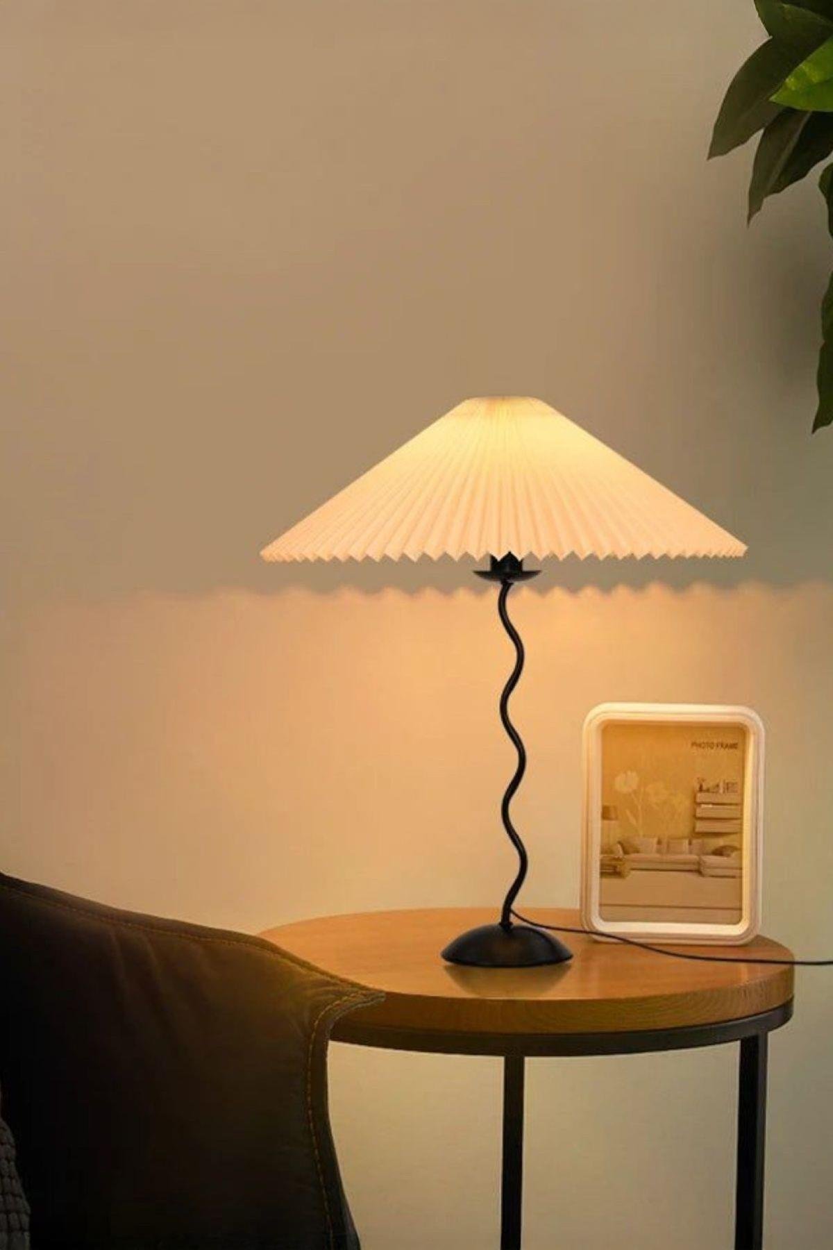 Modern Tasarım Zigzag Umbrella Abajur Masa Lambası Siyah