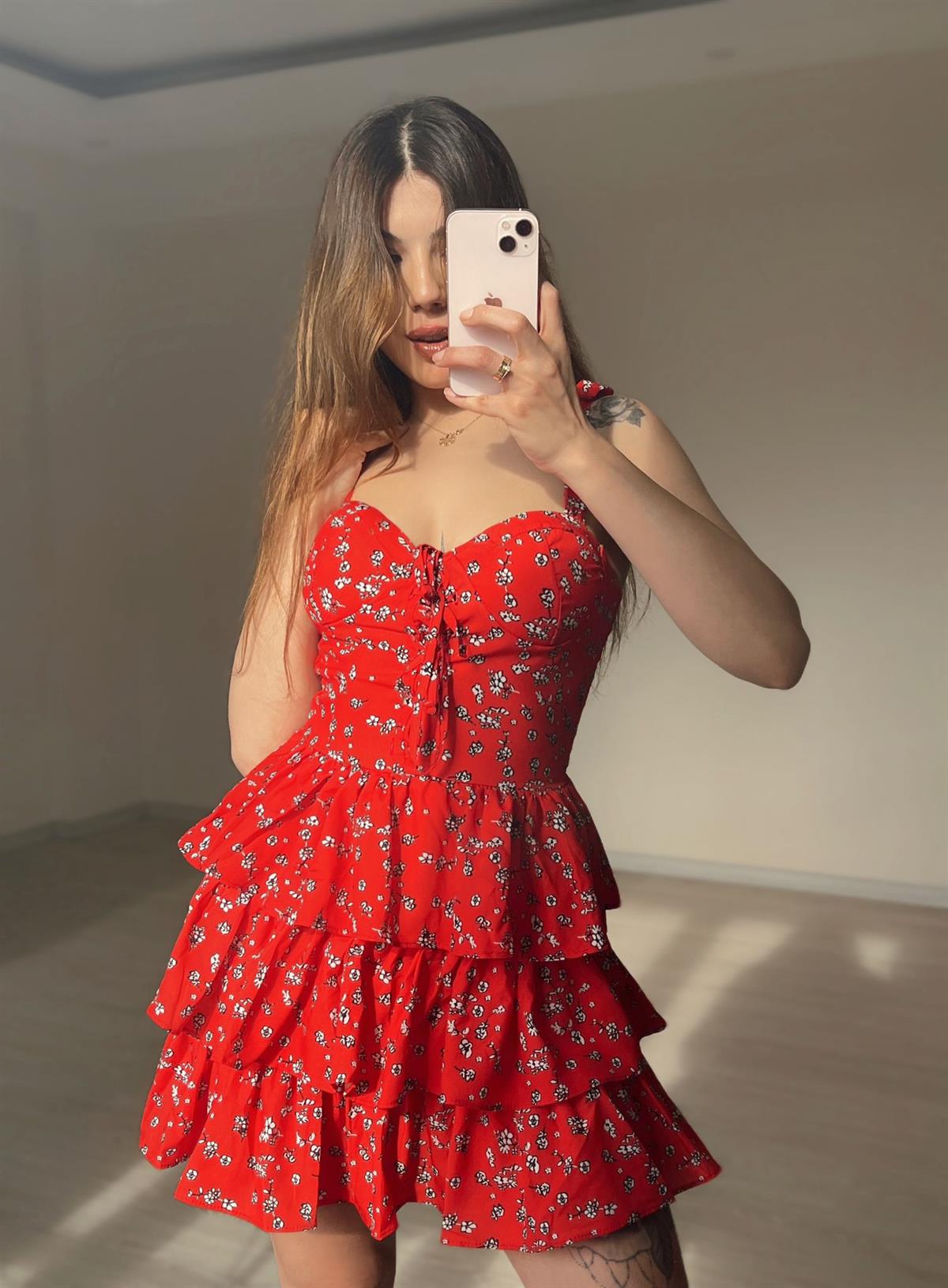 Amor Kırmızı Çiçekli Kat Kat Elbise