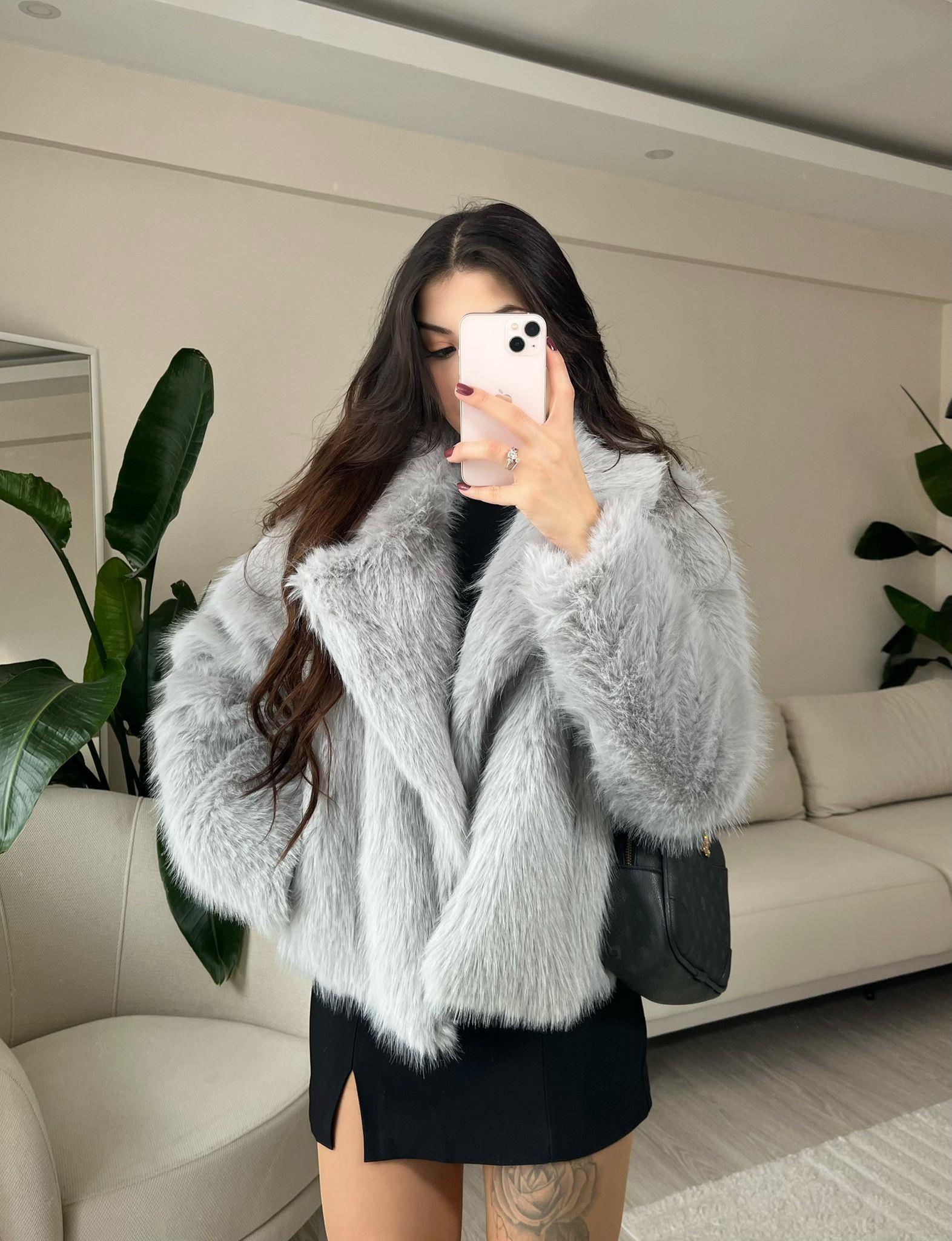 Aria Astarlı Buz Gri Kürk Ceket
