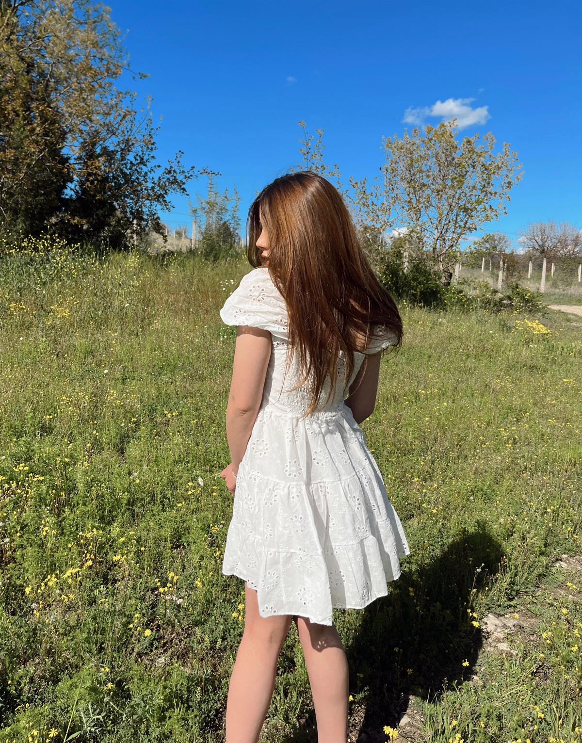 Bella Brode Beyaz Mini Elbise