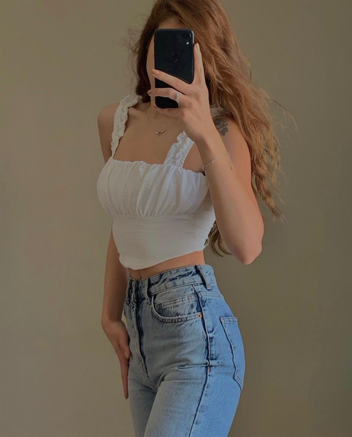 Beyaz Sırt Detay Korse Bluz