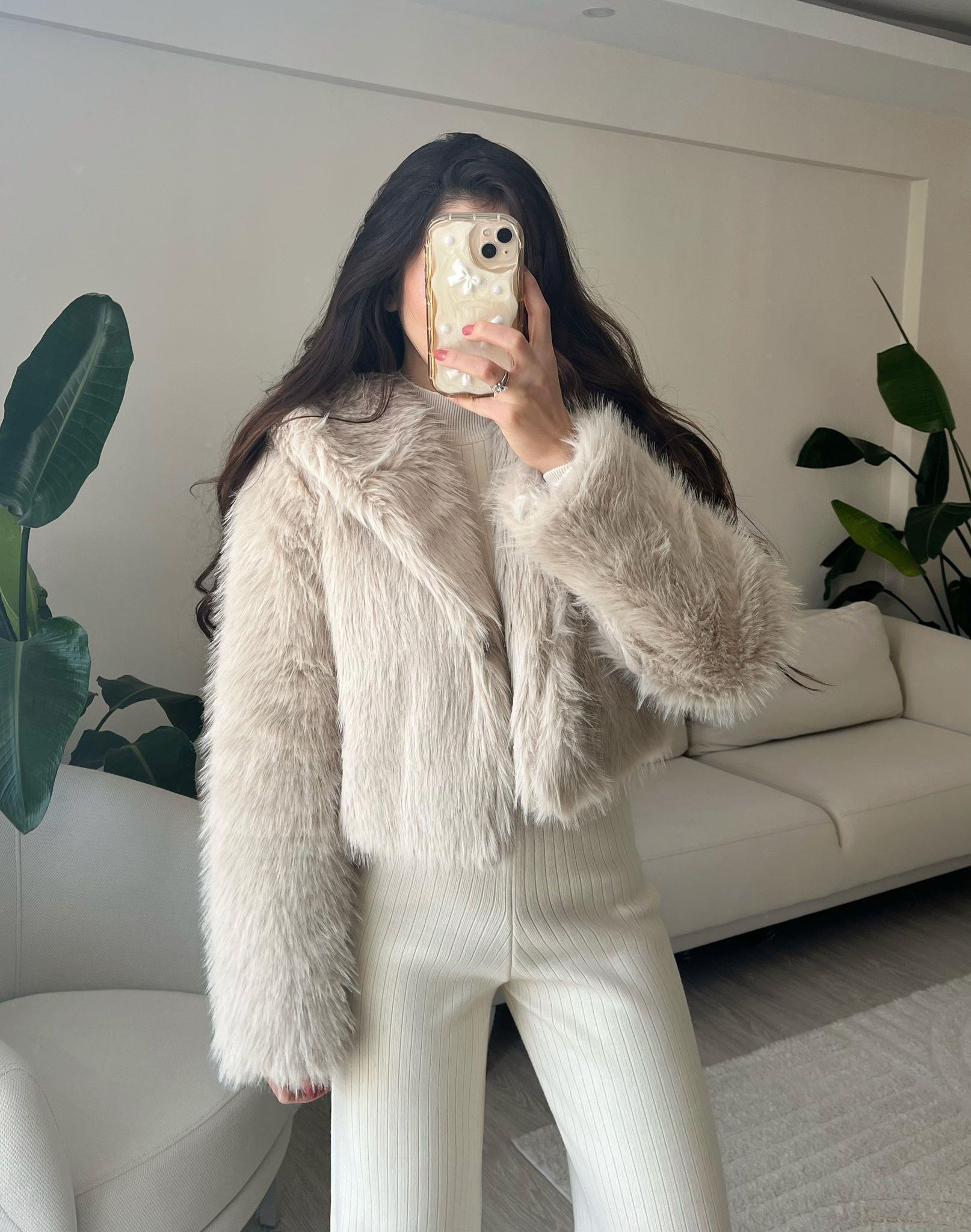 Bonnie Kapüşonlu Krem Crop Kürk