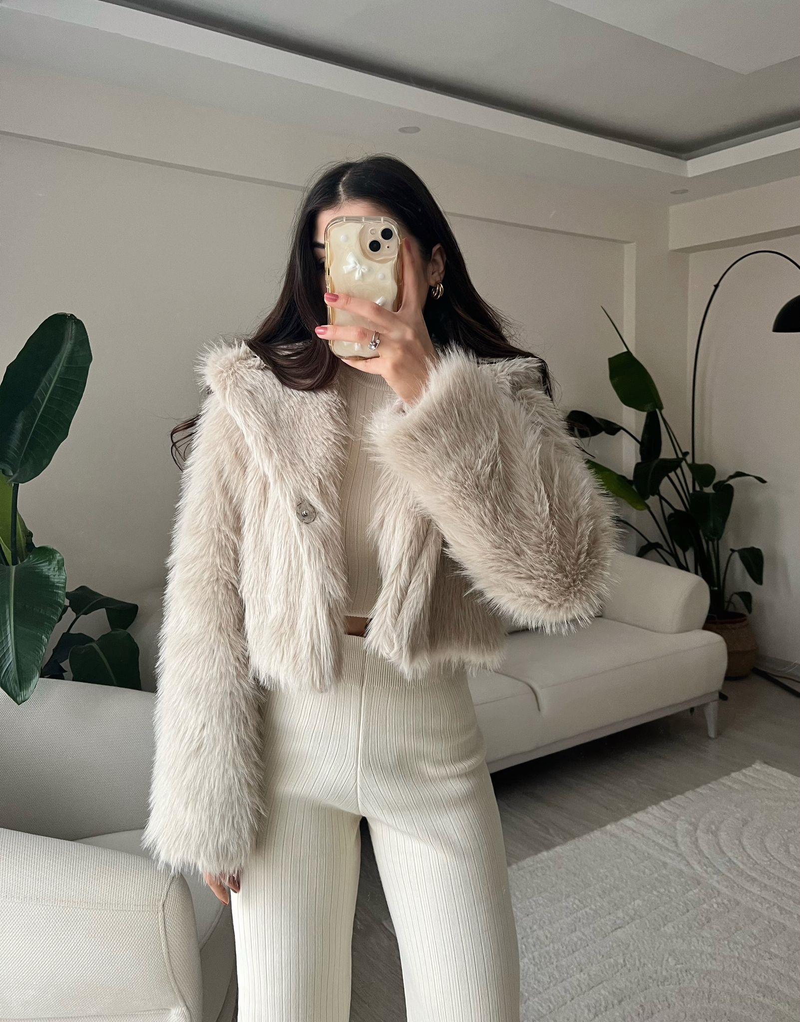 Bonnie Kapüşonlu Krem Crop Kürk