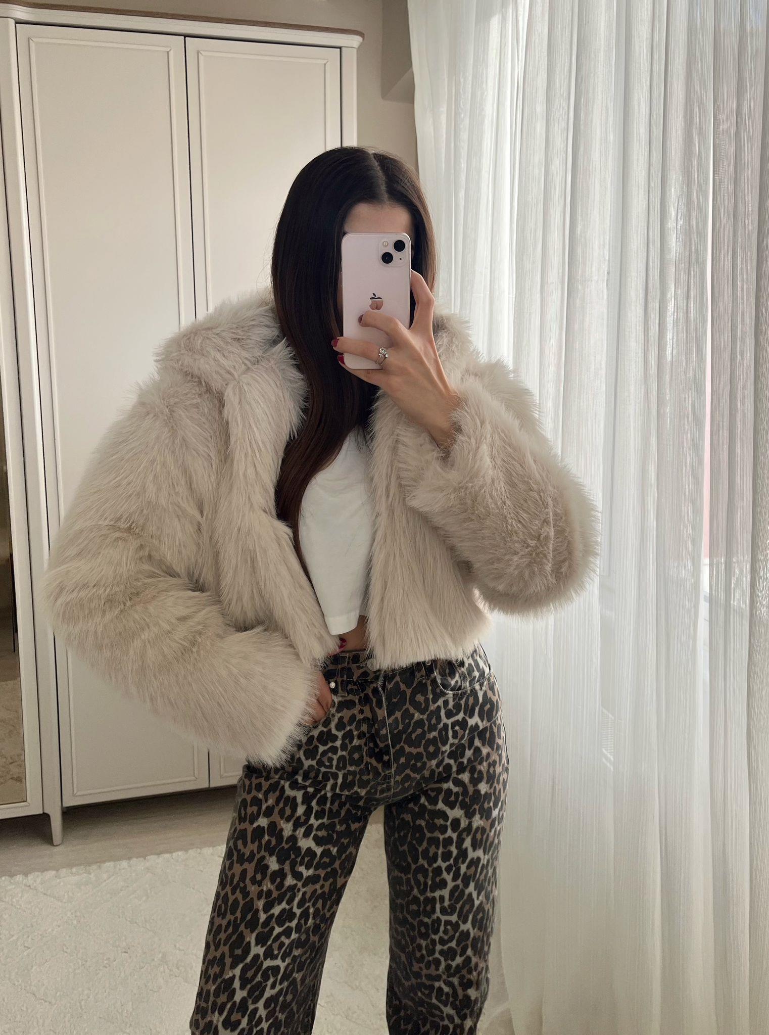 Bonnie Kapüşonlu Taş Crop Kürk