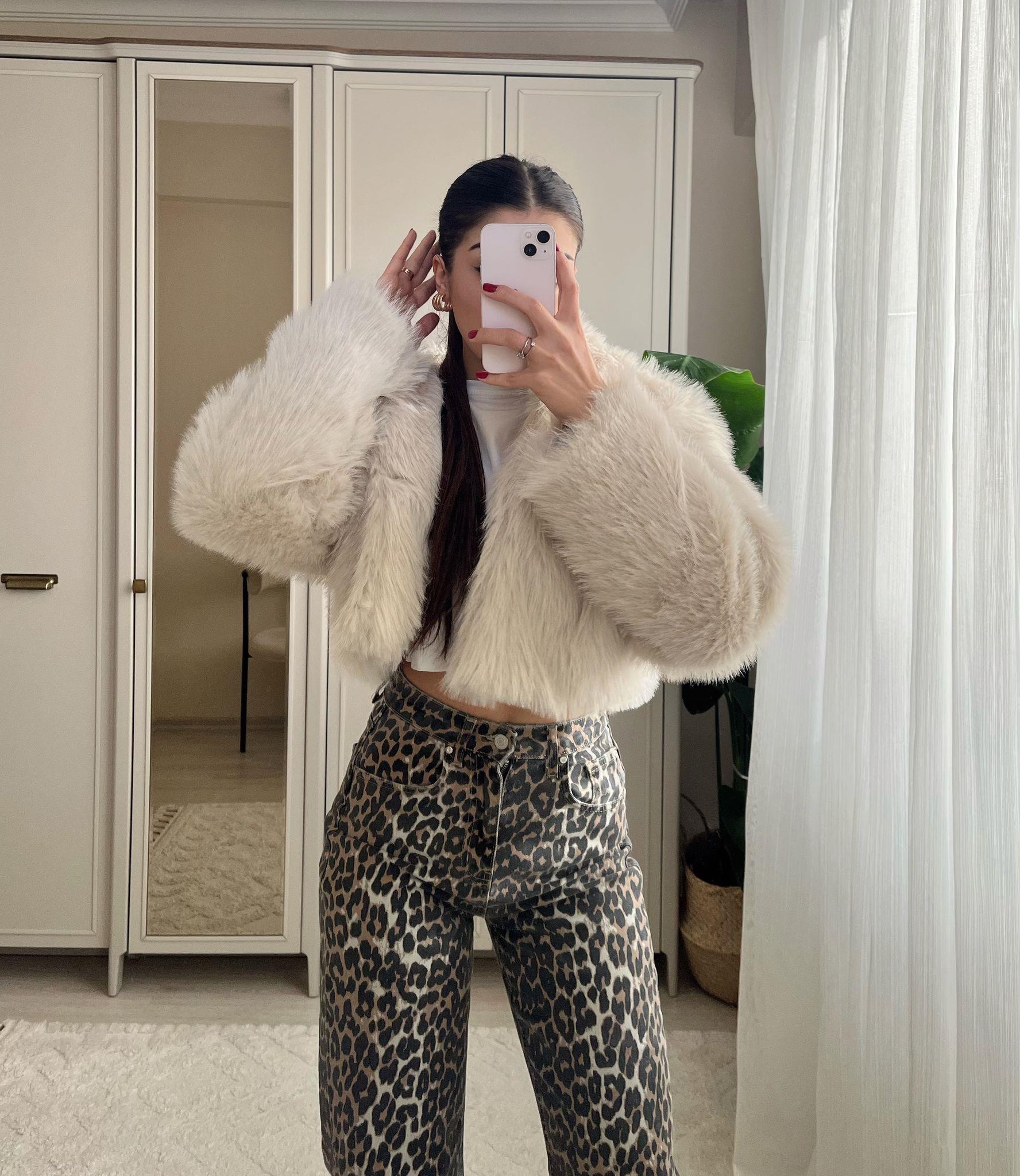 Bonnie Kapüşonlu Taş Crop Kürk