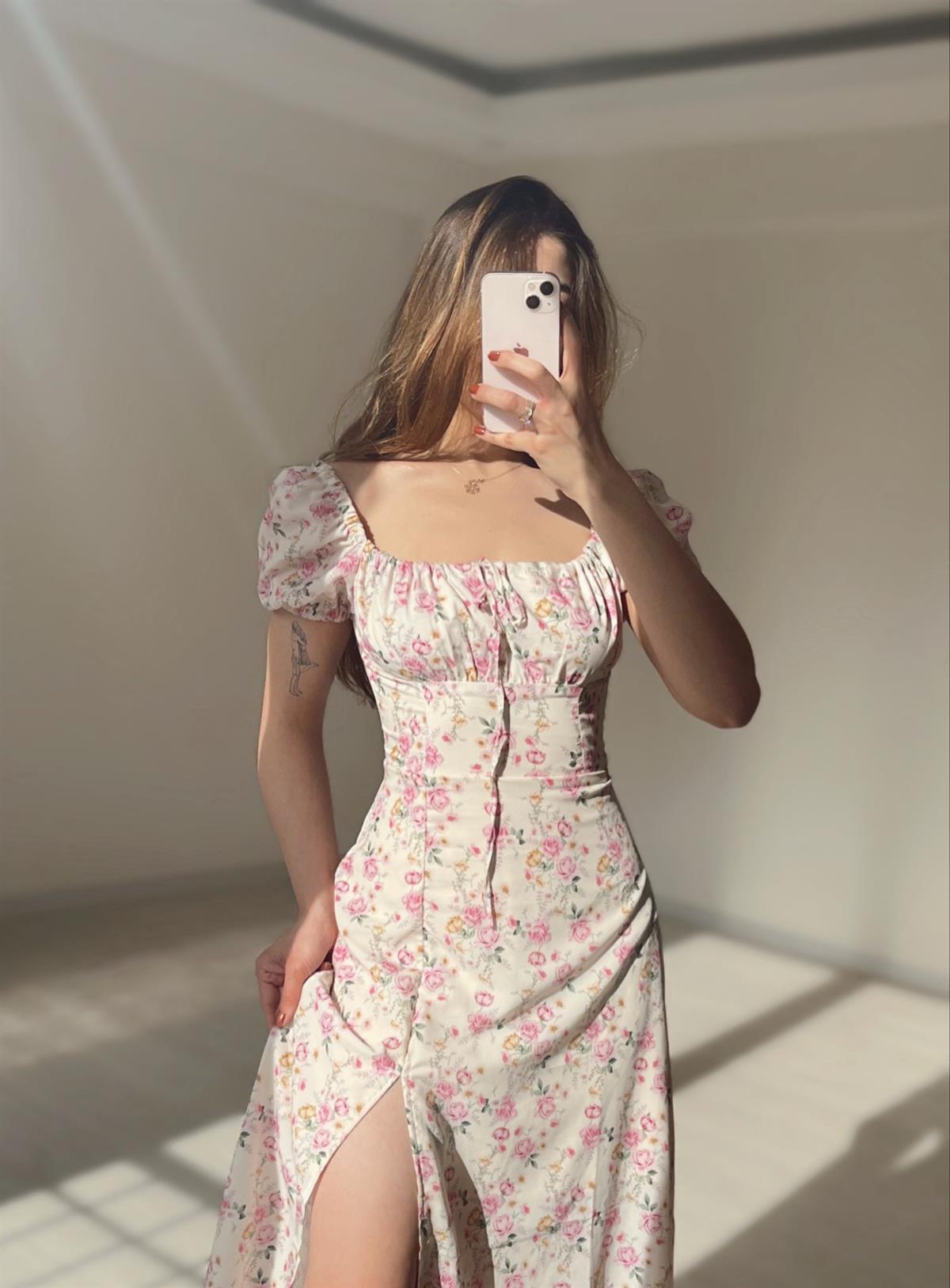 Carla No I Çiçek Desen Yırtmaçlı Midi Elbise