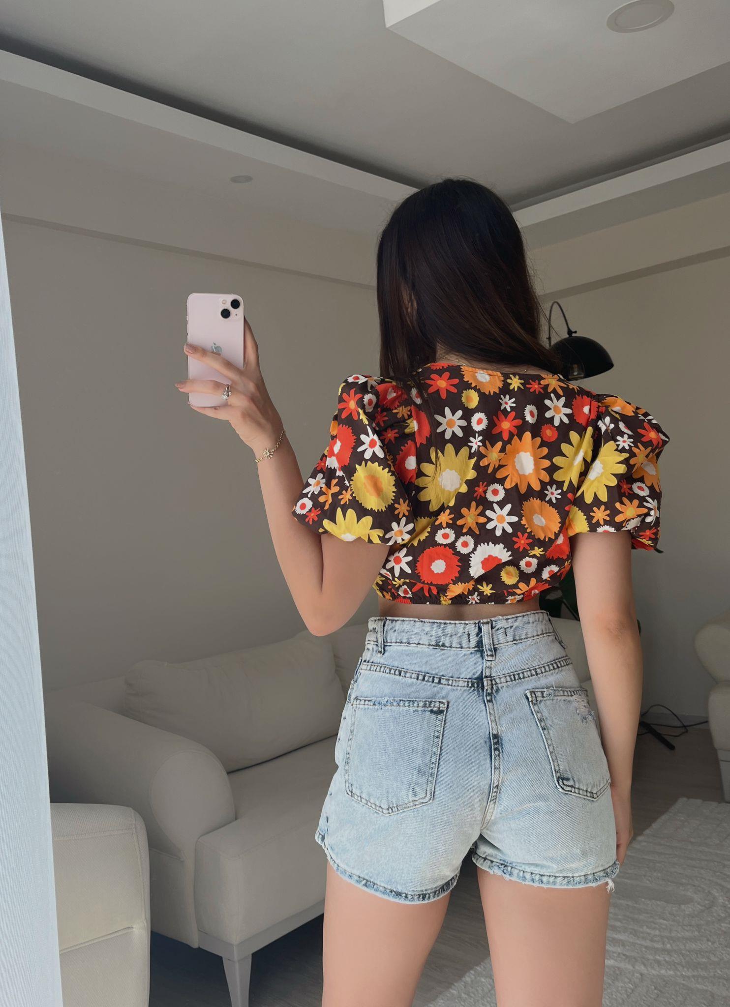 Daisy Bağlamalı Crop Bluz Kahve