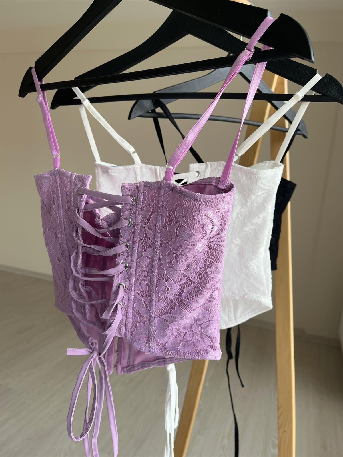 Dantel Detaylı Korse Top