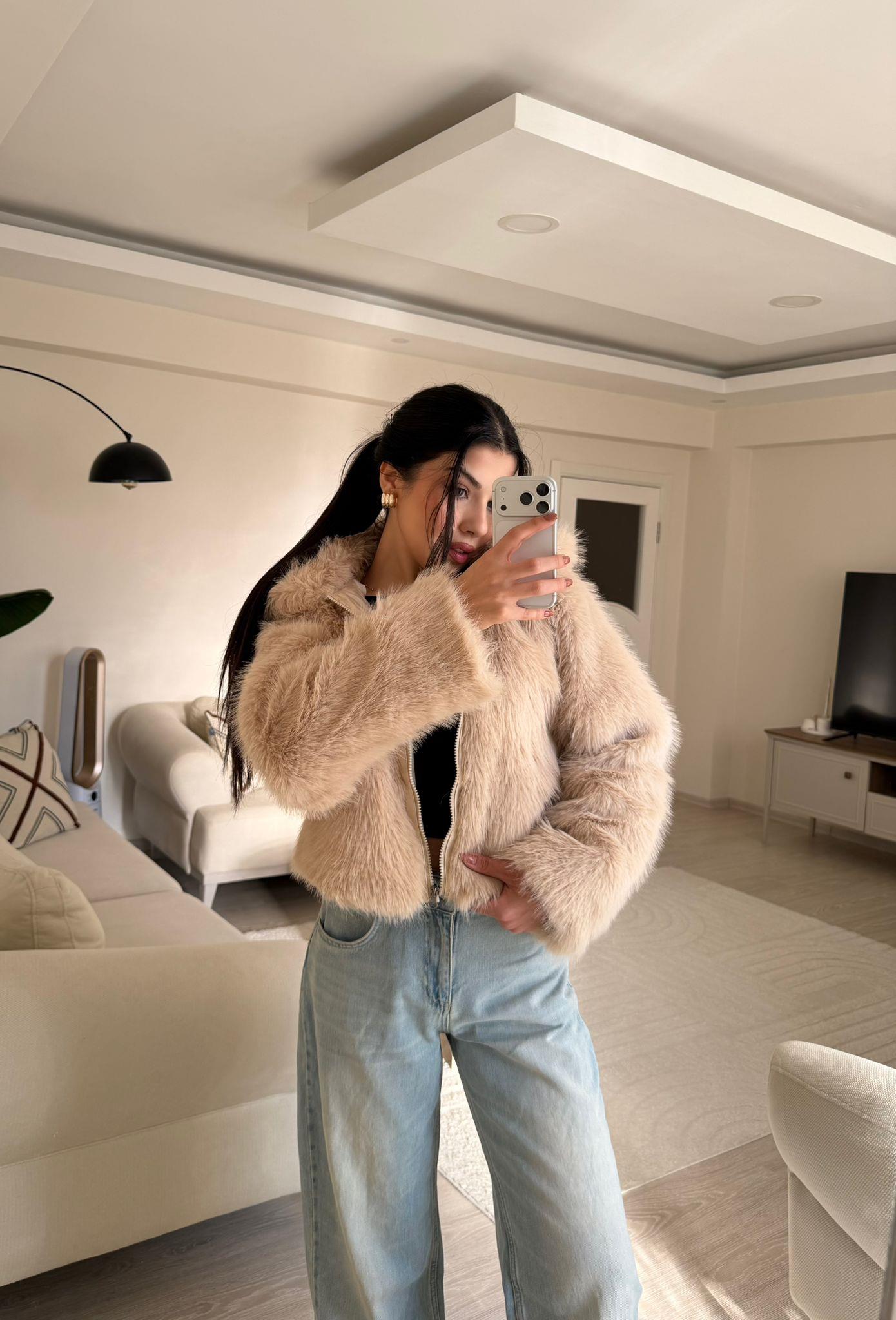 Diane Fermuar Detay Kürk Ceket Krem