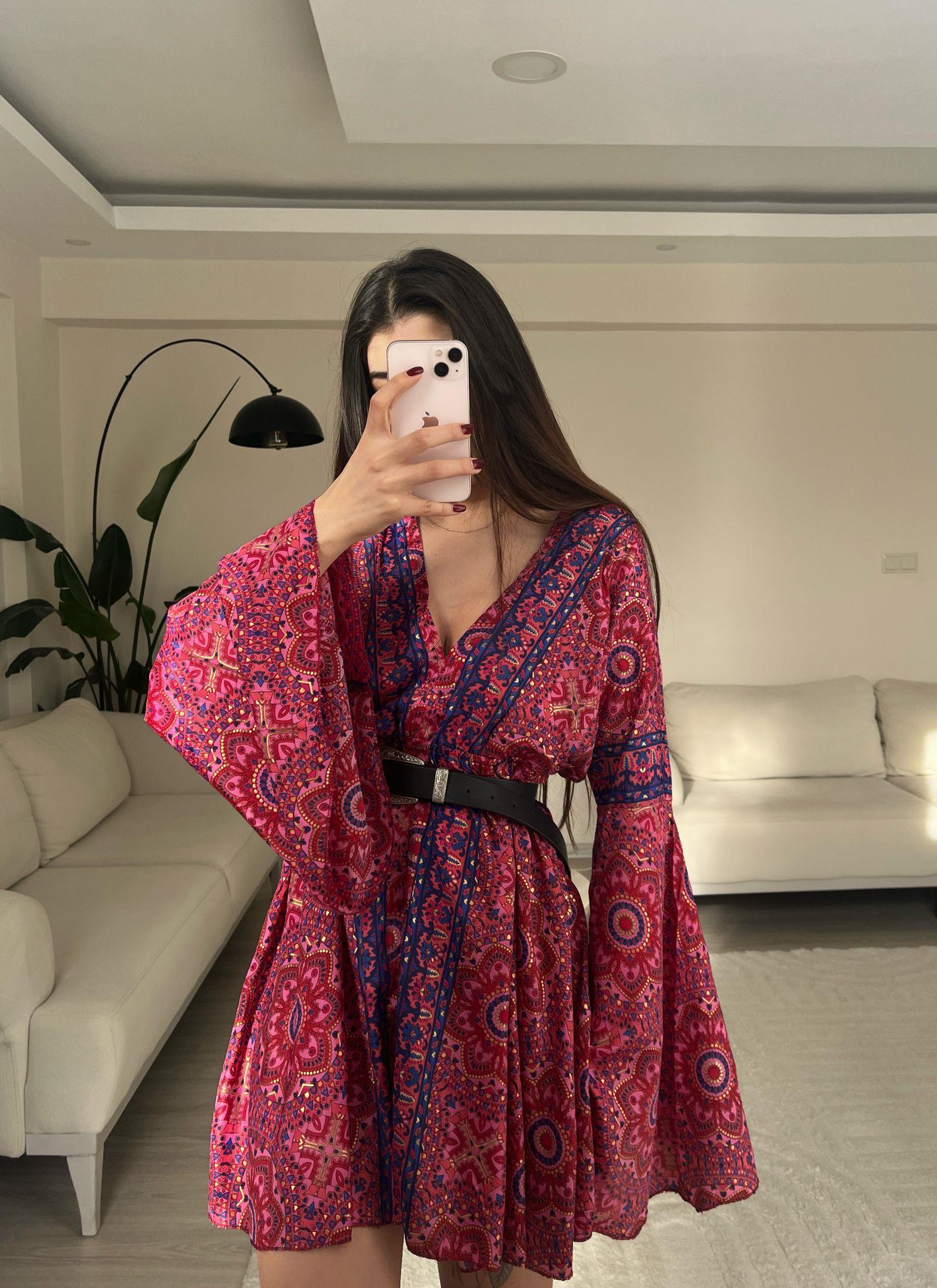 Eleanor Sırt Dekolteli Etnik İpek Elbise Fuşya