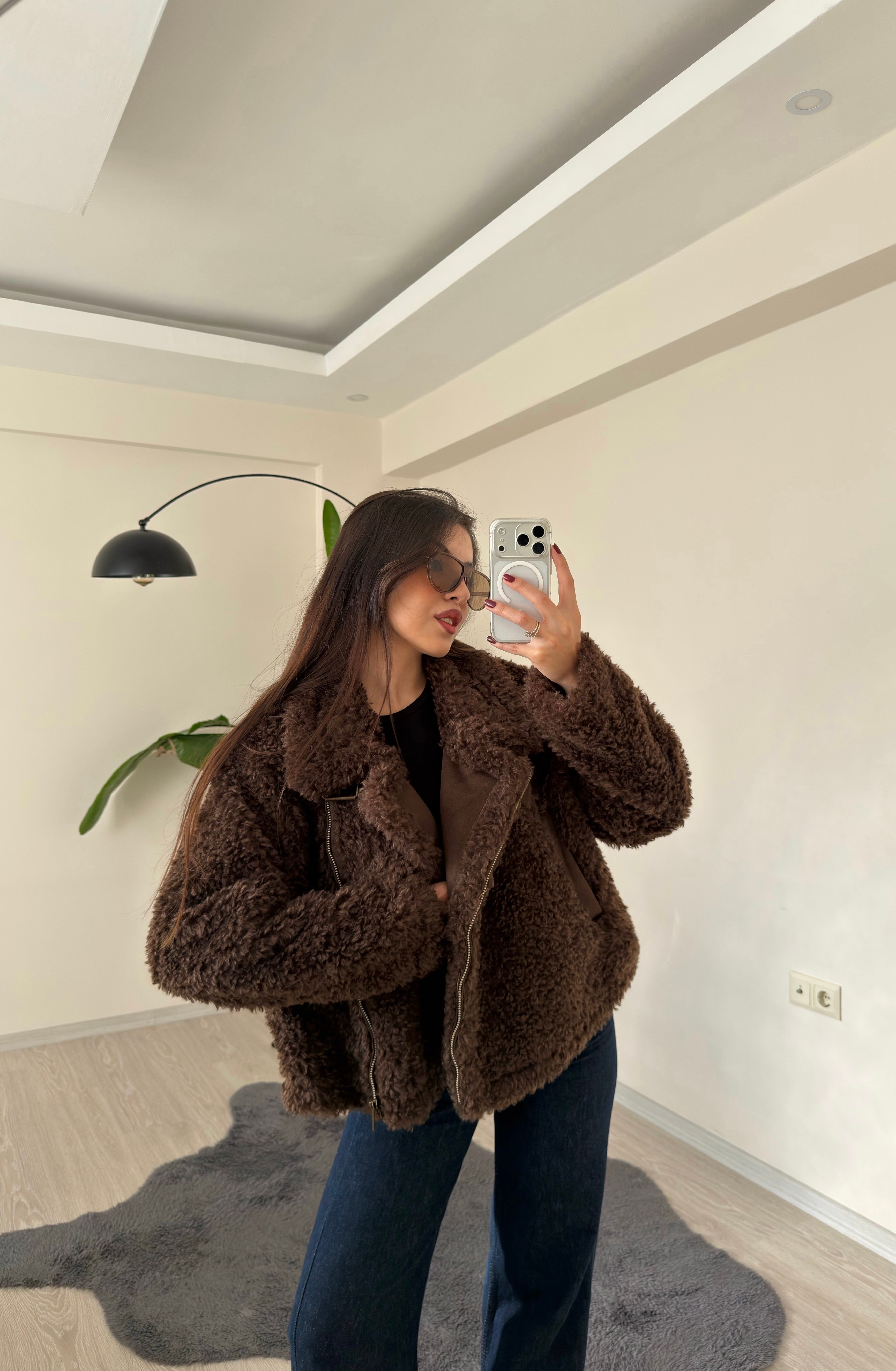 Fawn Yaka Detaylı İthal Peluş Ceket Kahve