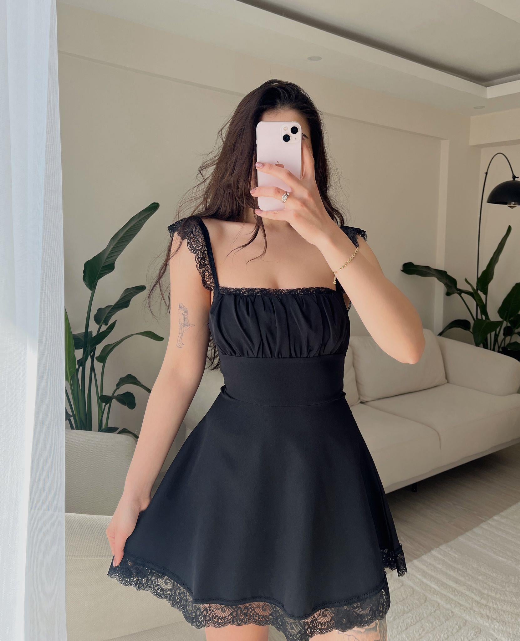 Freya Dantelli Sırt Detay Mini Siyah Elbise