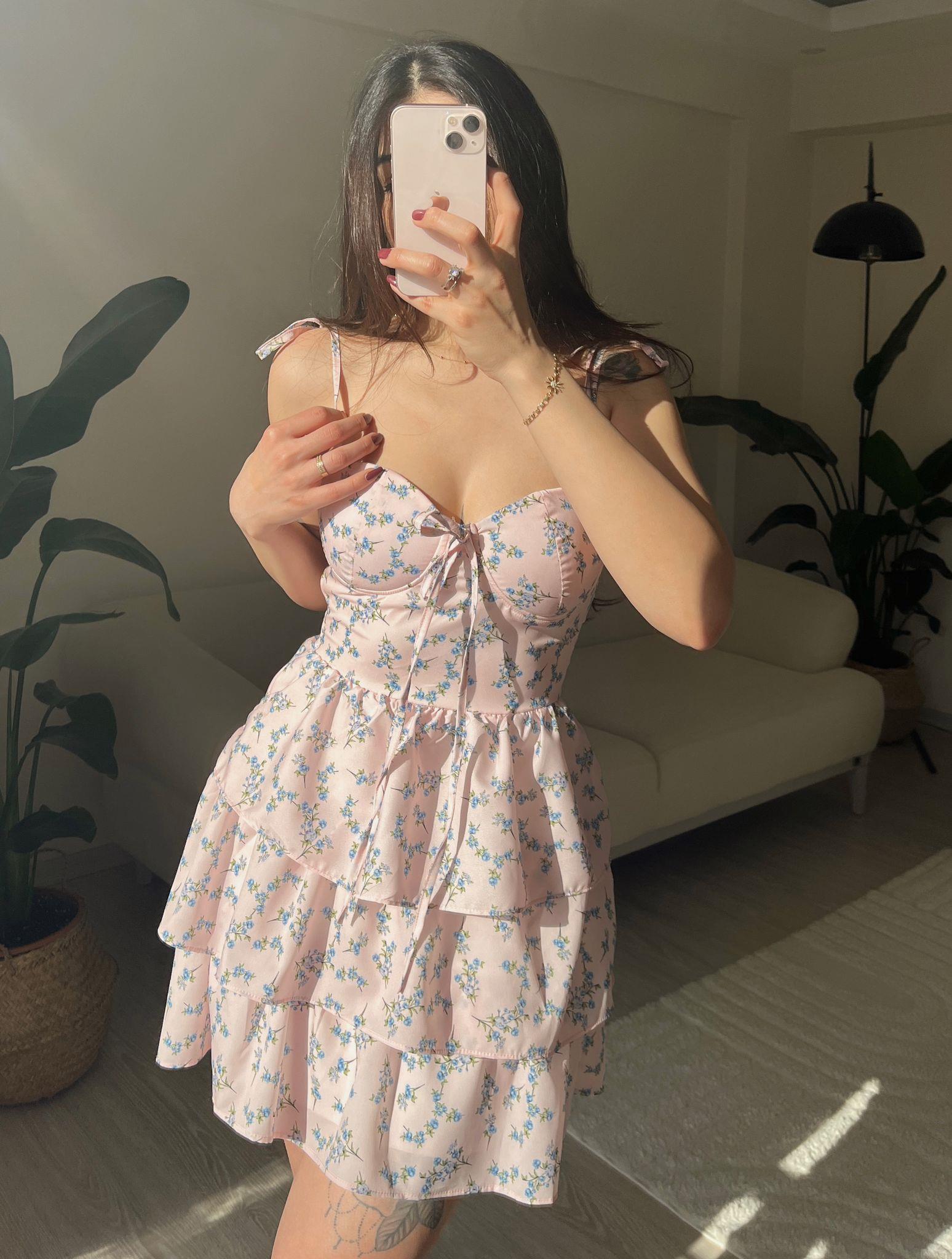 Hailey Çiçek Desen Gloplu Pembe Mini Elbise
