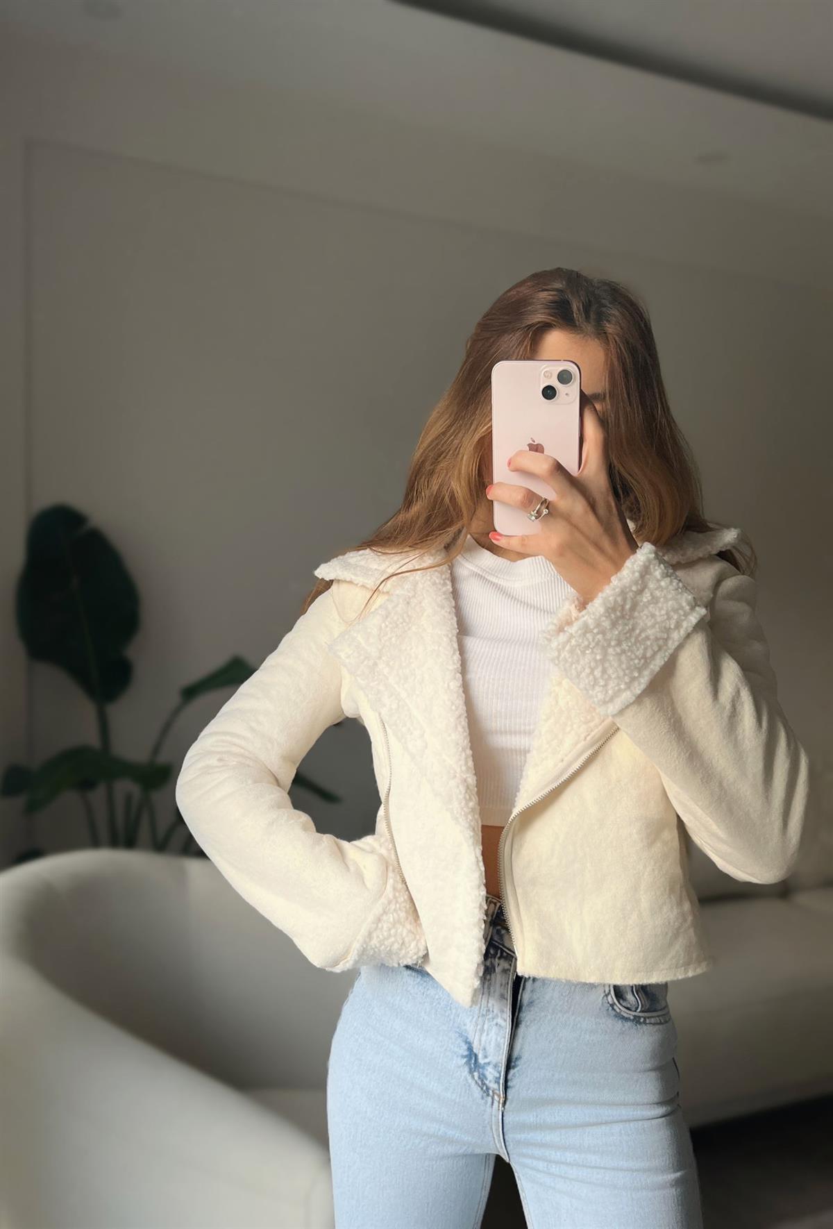 Laire Kürklü Süet Crop Açık Bej Ceket