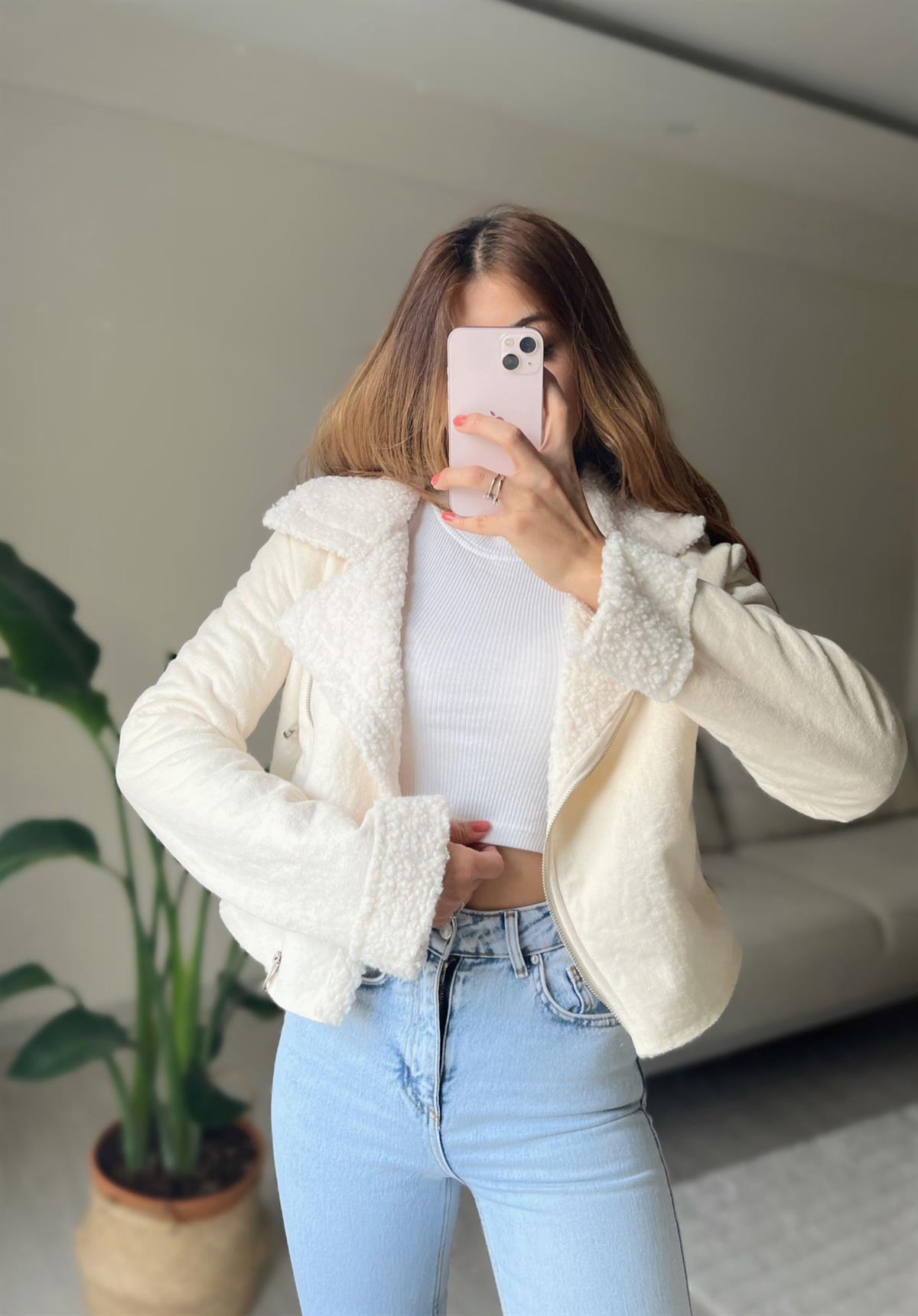 Laire Kürklü Süet Crop Açık Bej Ceket