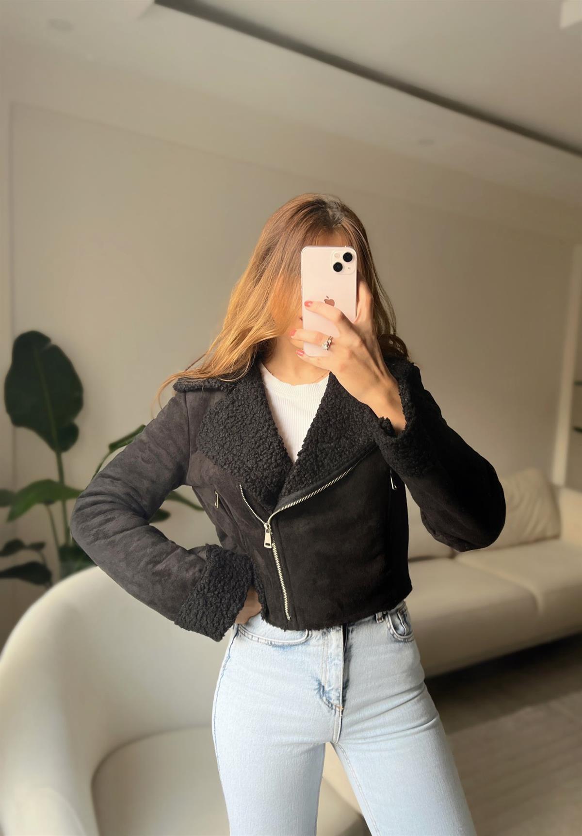 Laire Kürklü Süet Crop Siyah Ceket