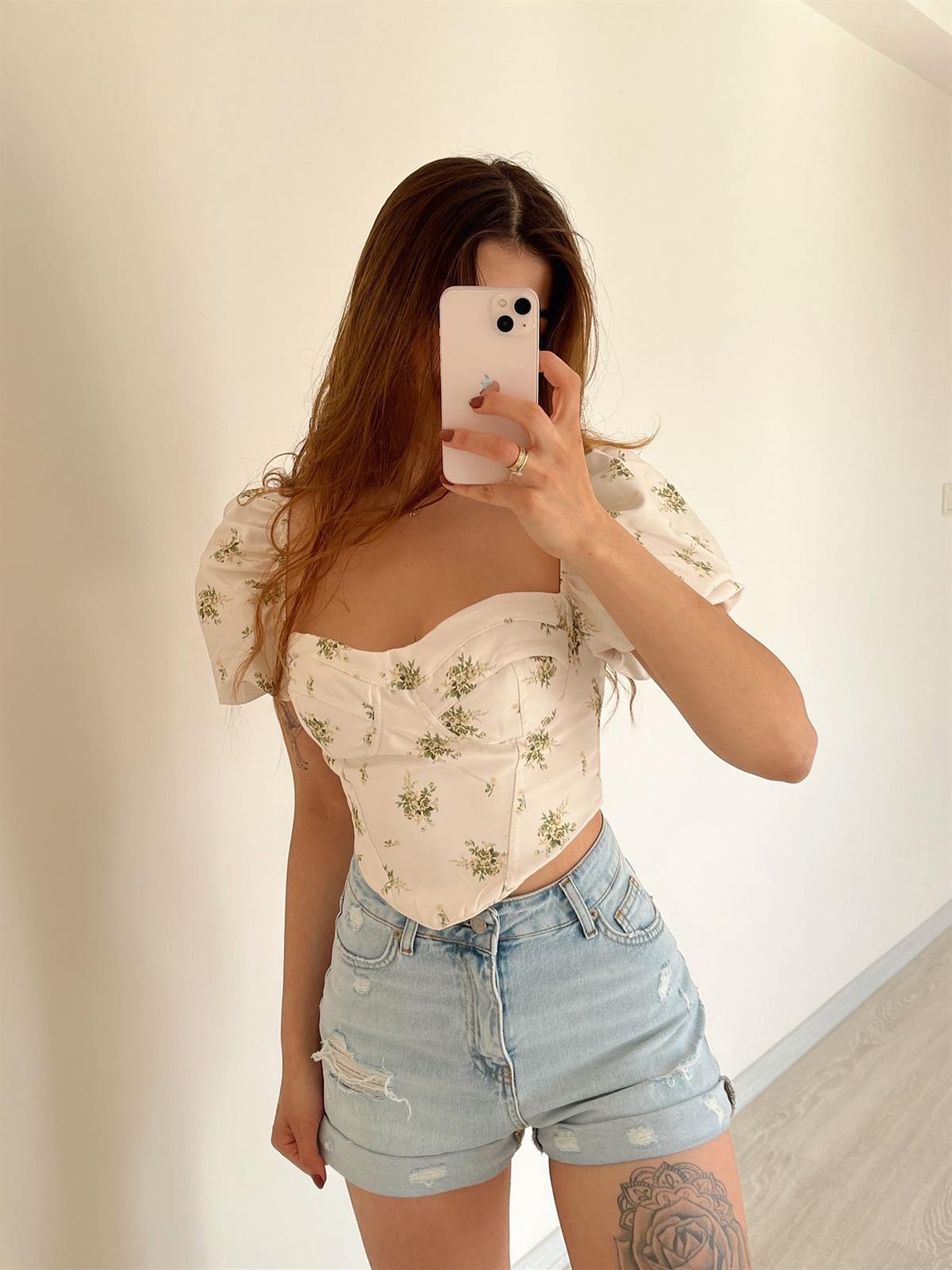 Laurel Balon Kol Desenli Ekru Crop Bluz