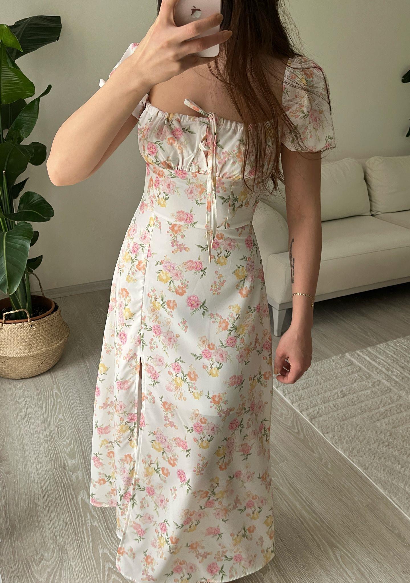Lavinia Çiçek Desen Yırtmaçlı Midi Beyaz Elbise