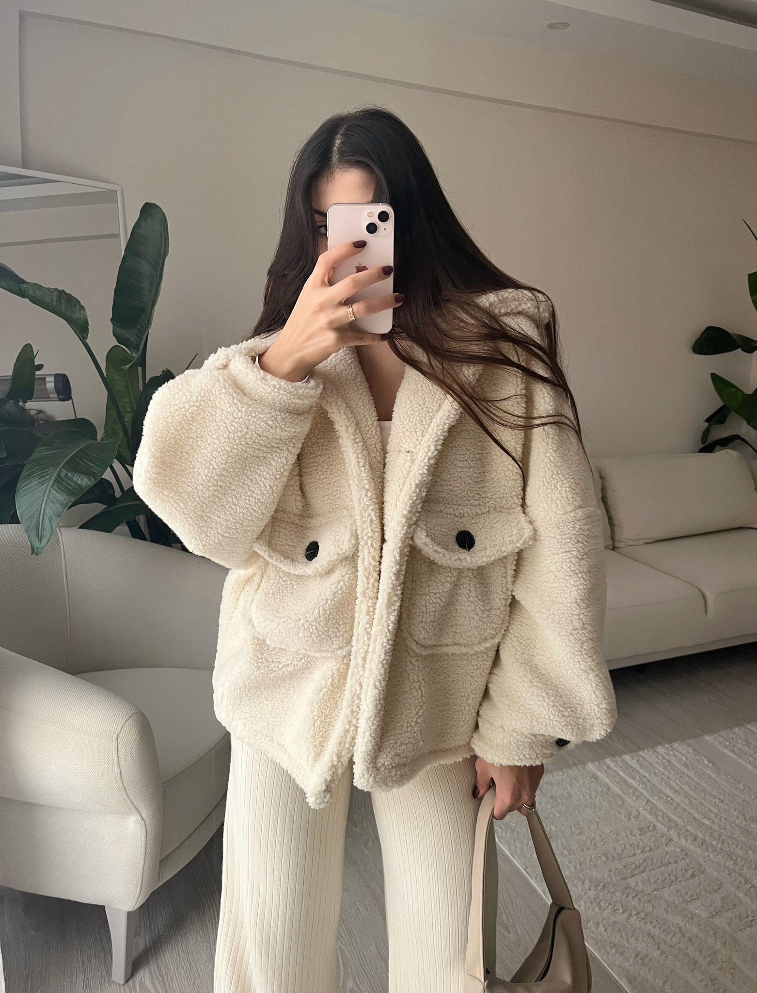 Miles Önü Cepli Oversize Peluş Mont