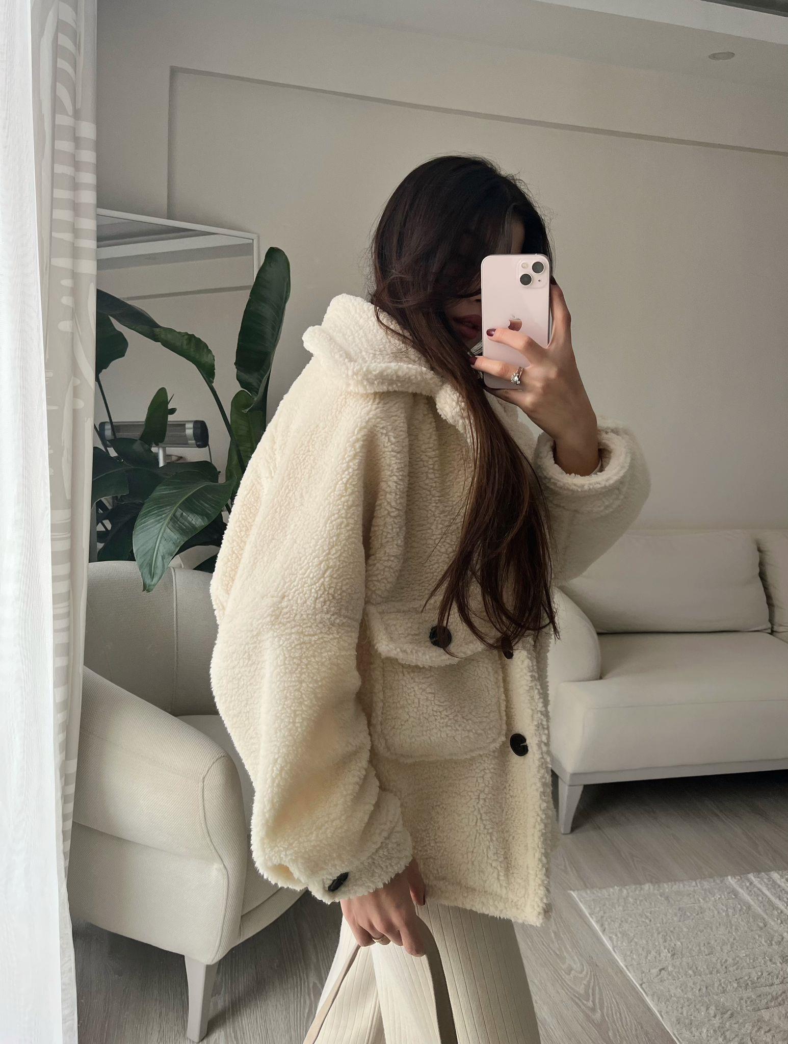 Miles Önü Cepli Oversize Peluş Mont