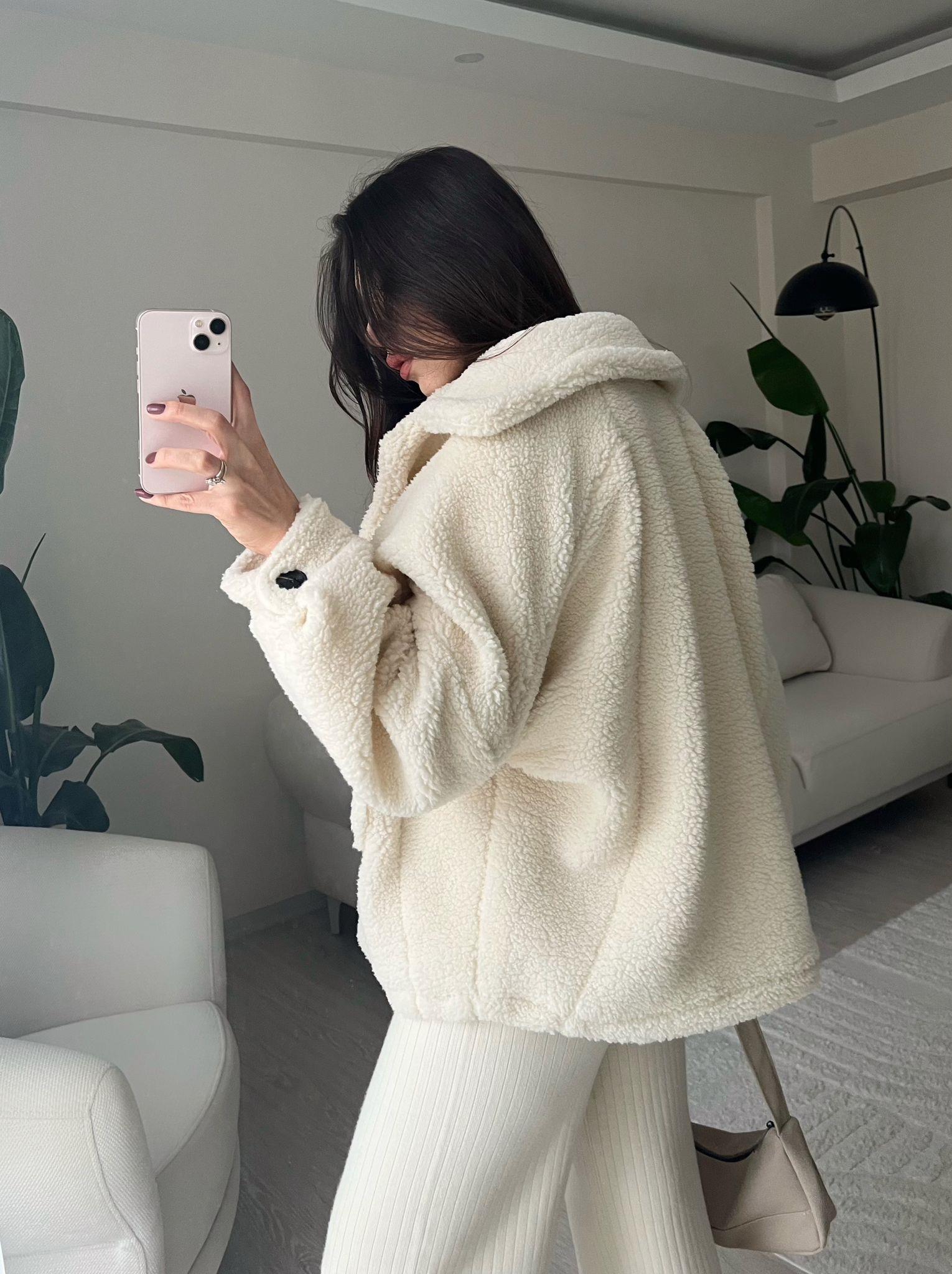 Miles Önü Cepli Oversize Peluş Mont