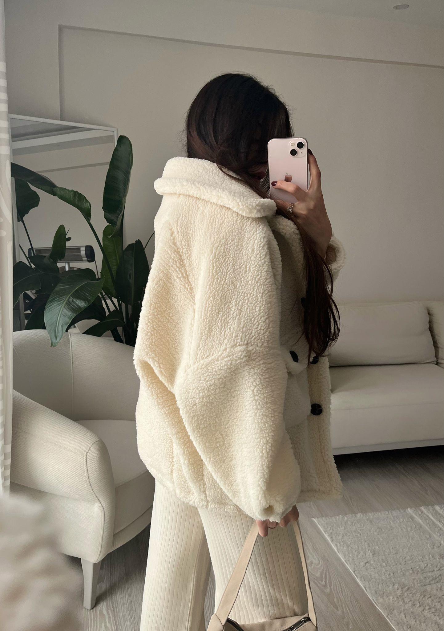 Miles Önü Cepli Oversize Peluş Mont