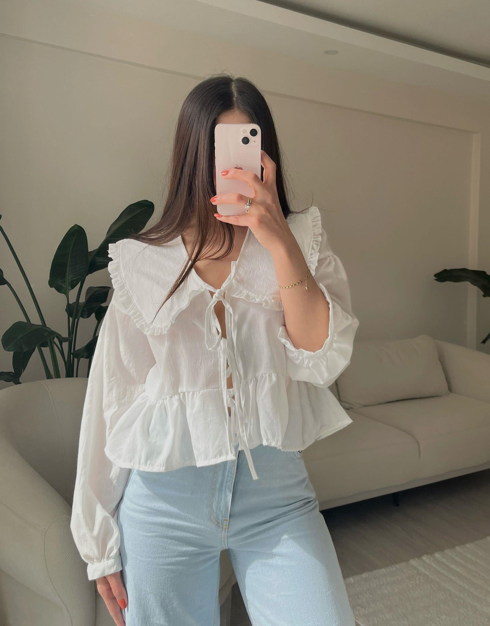 Ruth Bebe Yaka Bağlamalı Beyaz Gömlek