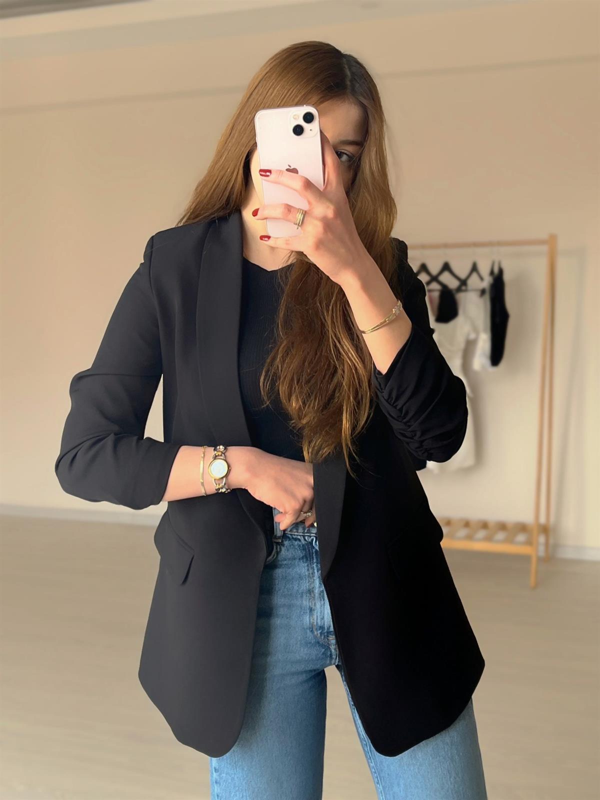 Siyah Kol Detay Blazer Ceket