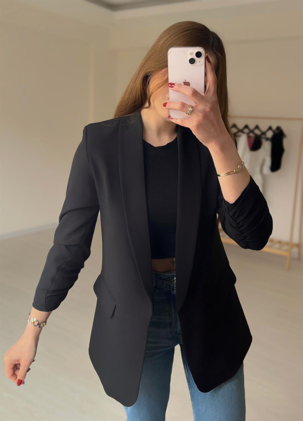 Siyah Kol Detay Blazer Ceket