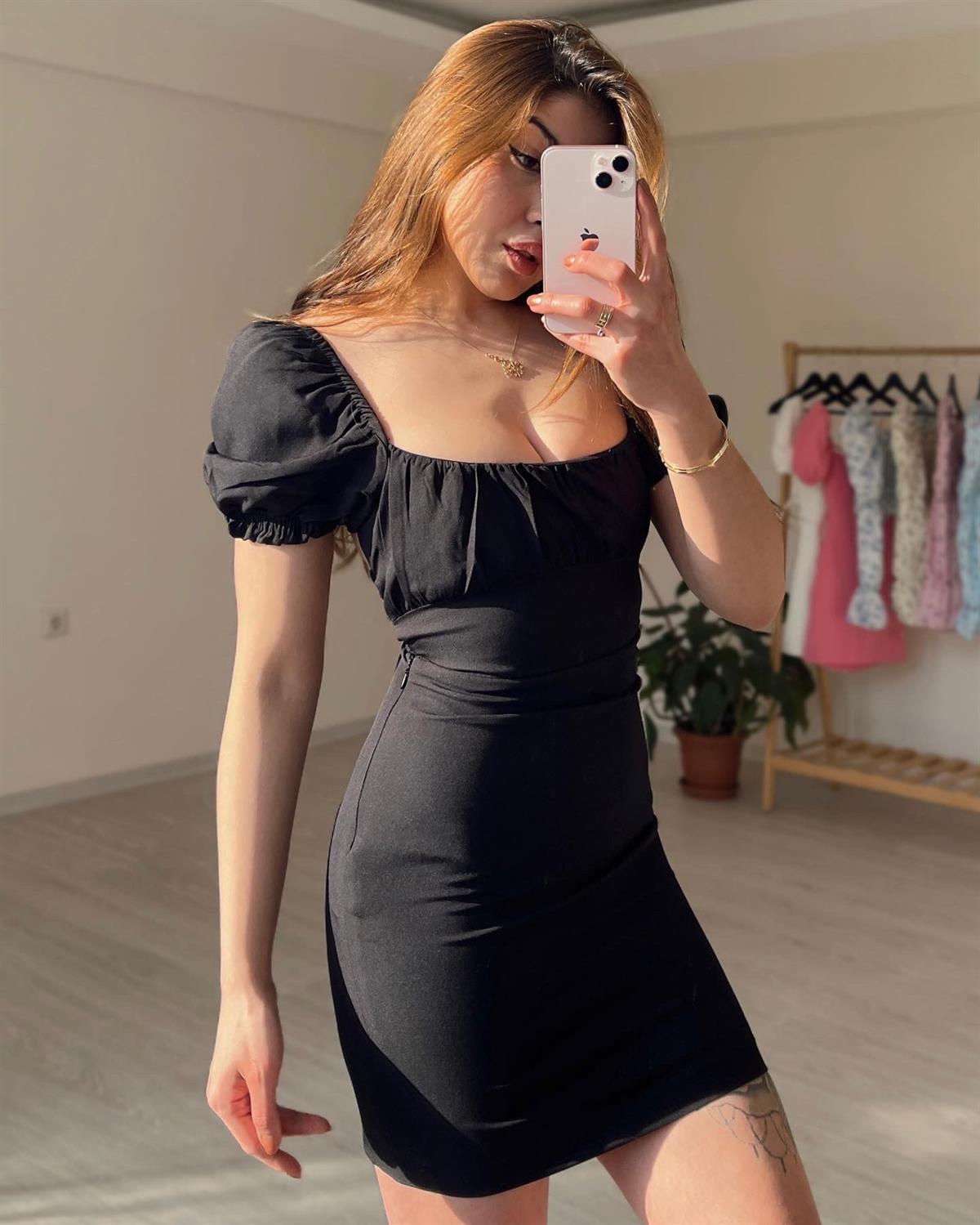 ZR Model Sırt Detay Siyah Elbise 