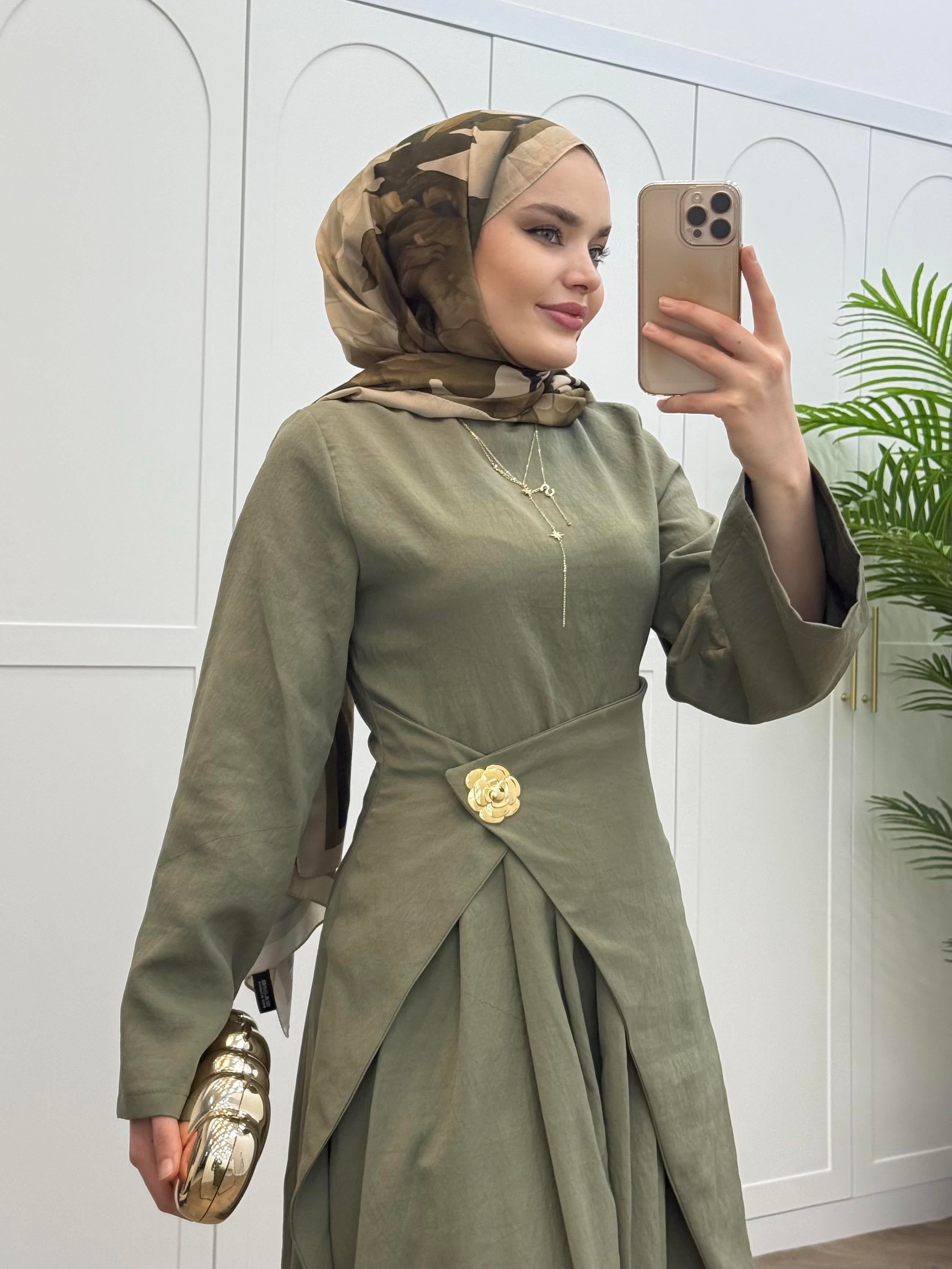 ÖNDEN PİLELİ SCUBA ELBİSE SİYAH