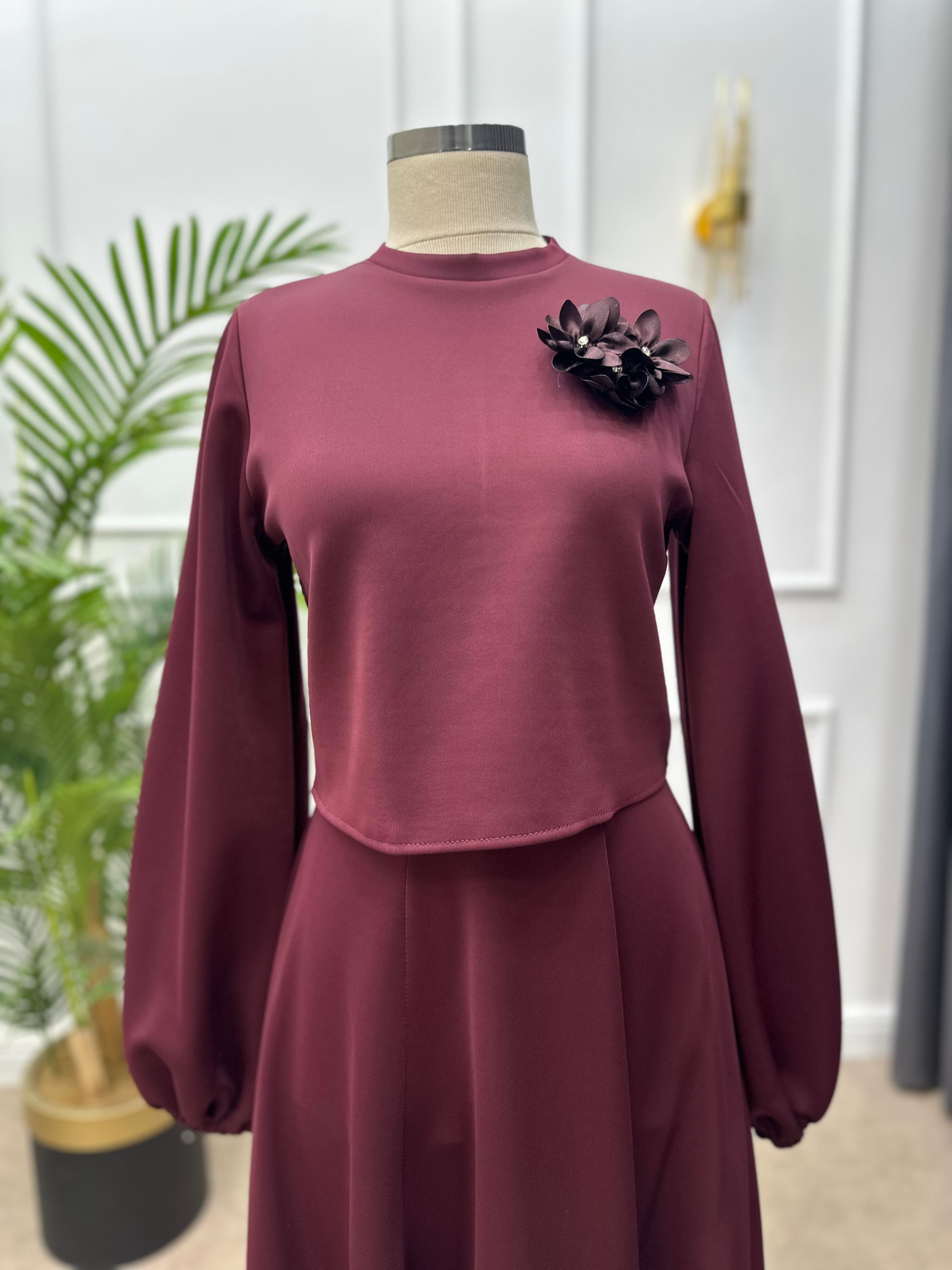 AKSESUAR DETAYLI SCUBA ETEKLİ TAKIM BORDO