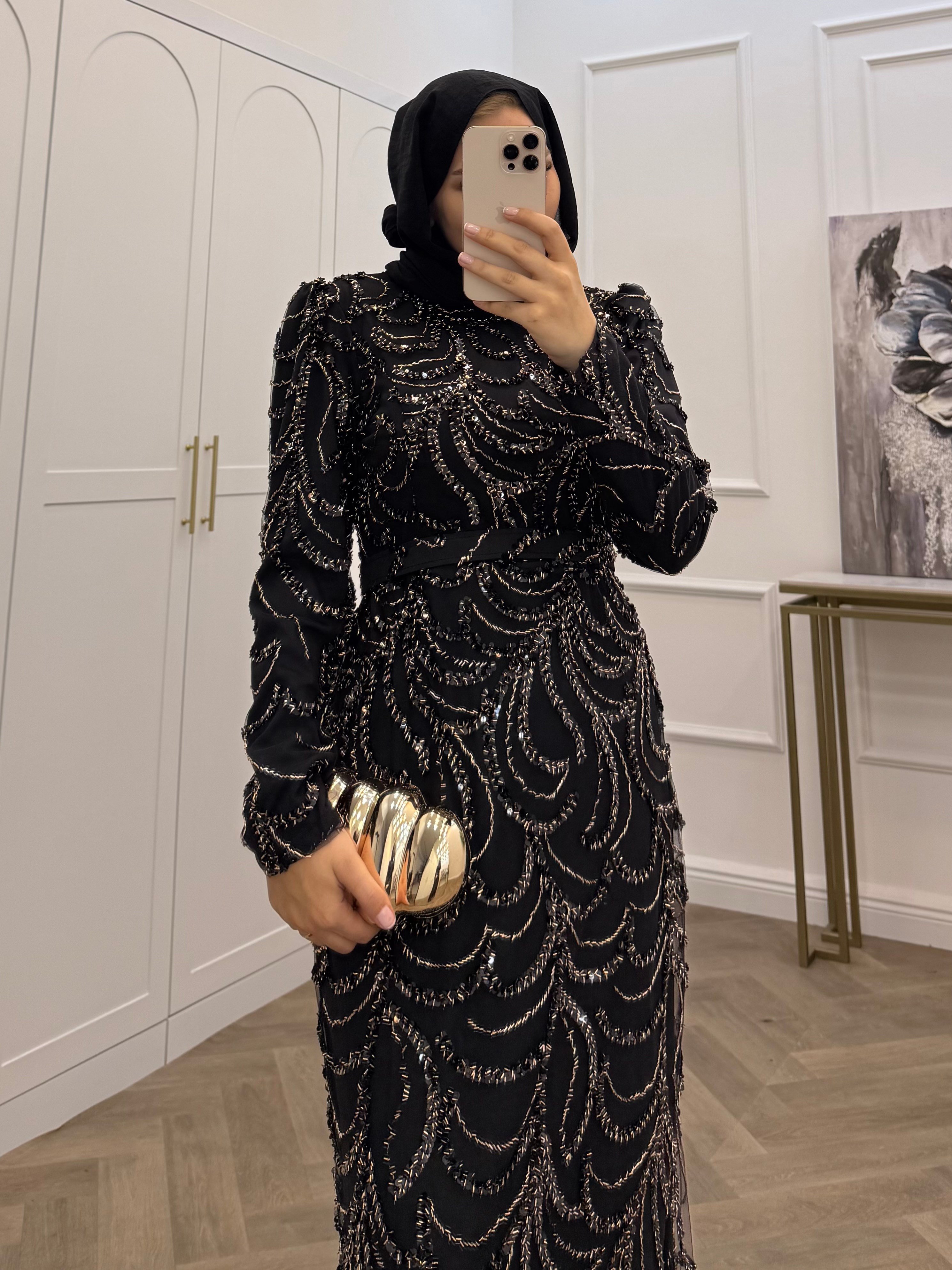 BALIK MODEL SİMLİ ABİYE SİYAH