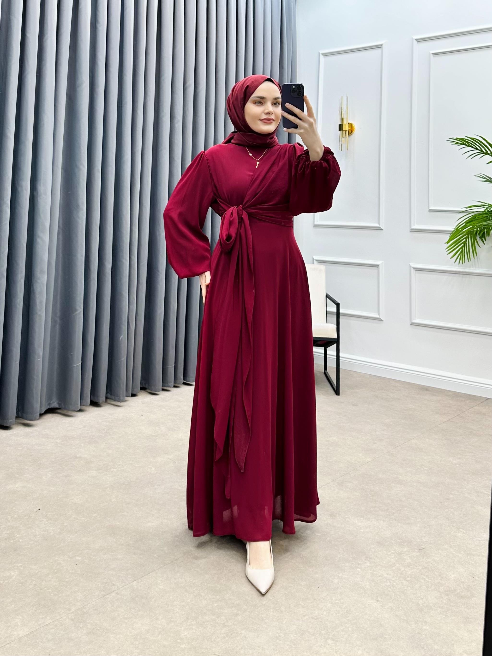 BEL BAĞLAMALI ŞİFON ELBİSE BORDO
