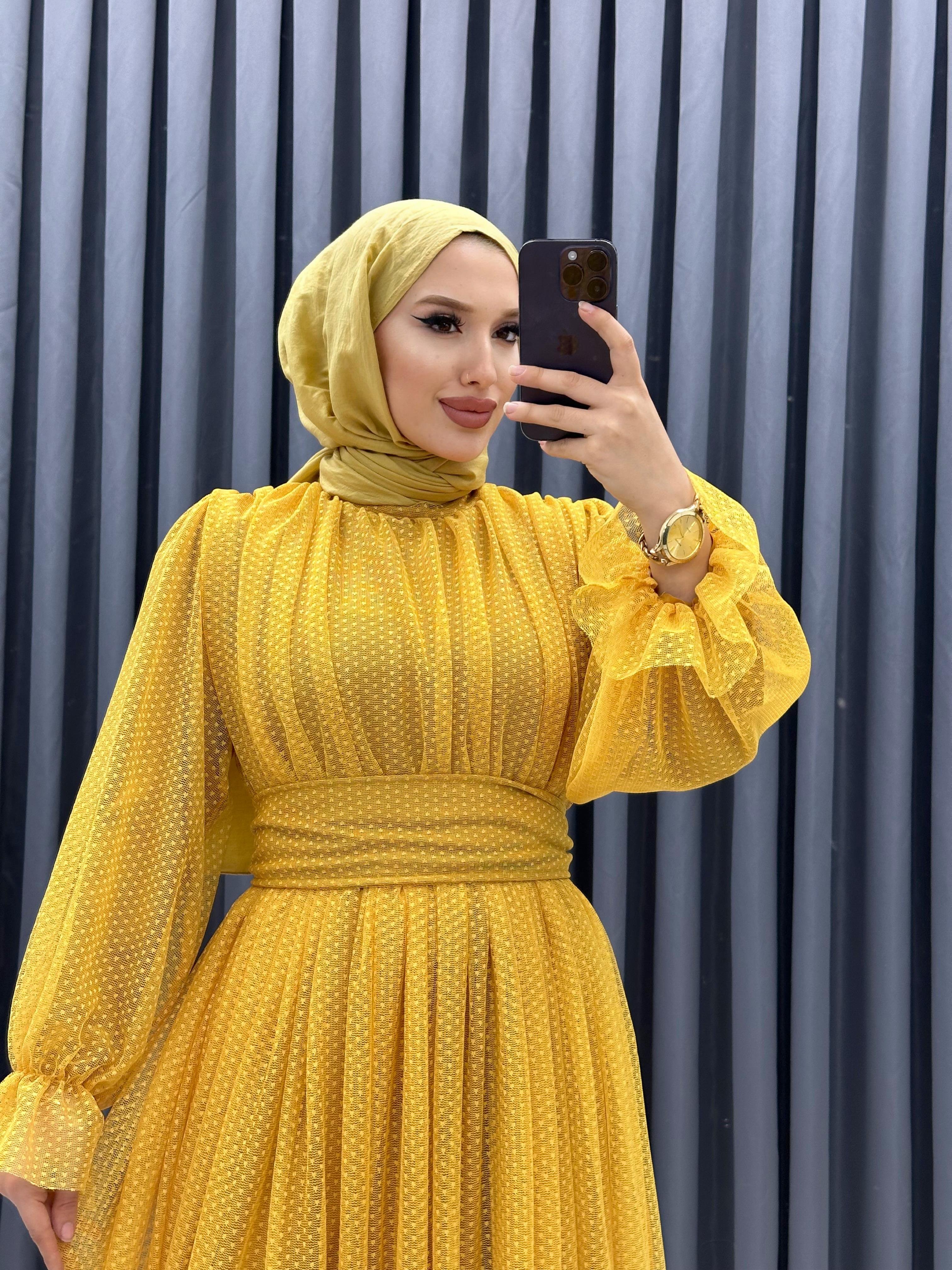 BENEKLİ TÜL ELBİSE SARI