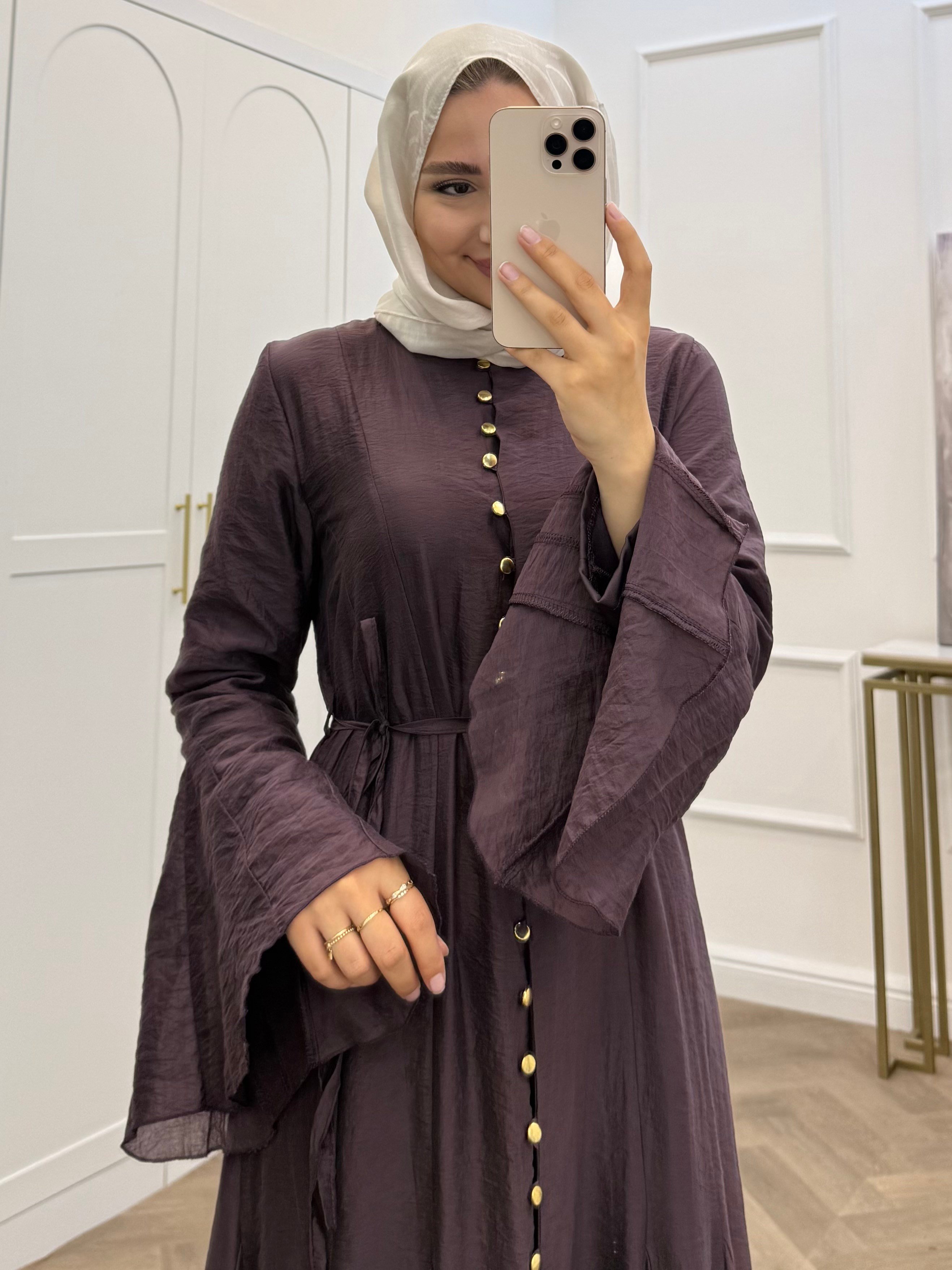 BOYDAN GOLD DÜĞMELİ ŞİFON ELBİSE MÜRDÜM 