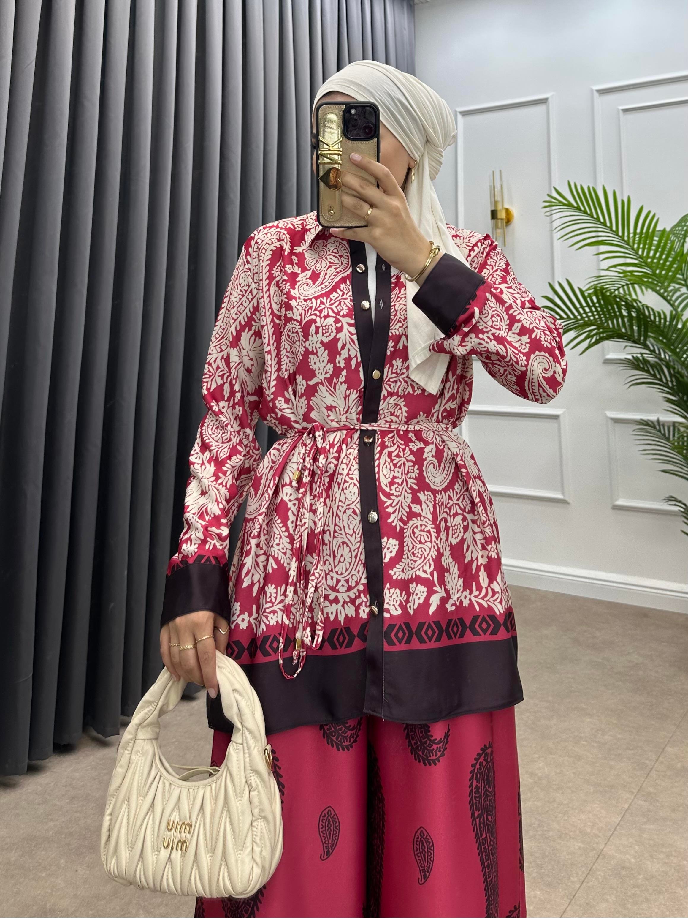 BUTA DESENLİ SATEN TAKIM FUSHA