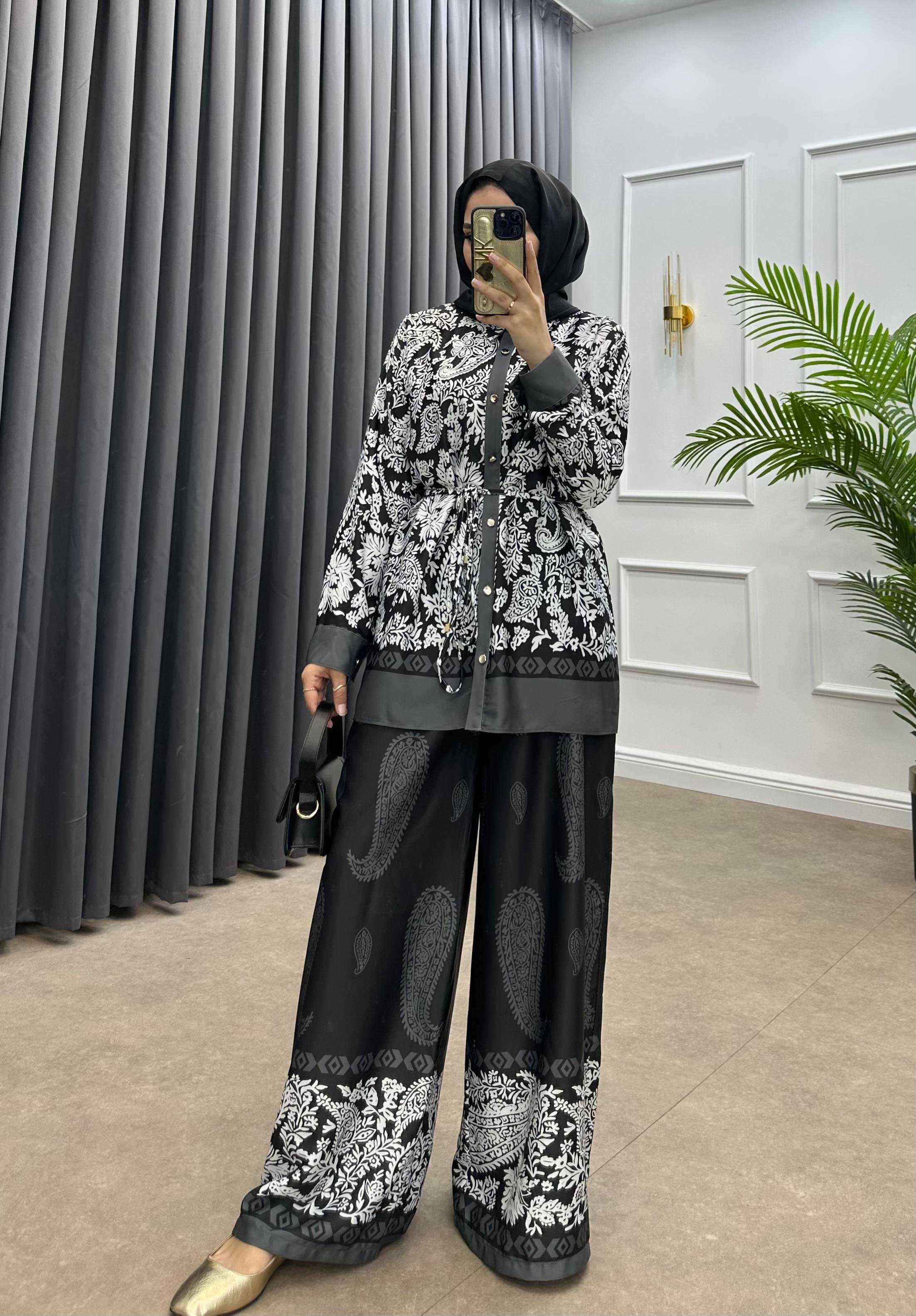 BUTA DESENLİ SATEN TAKIM SİYAH