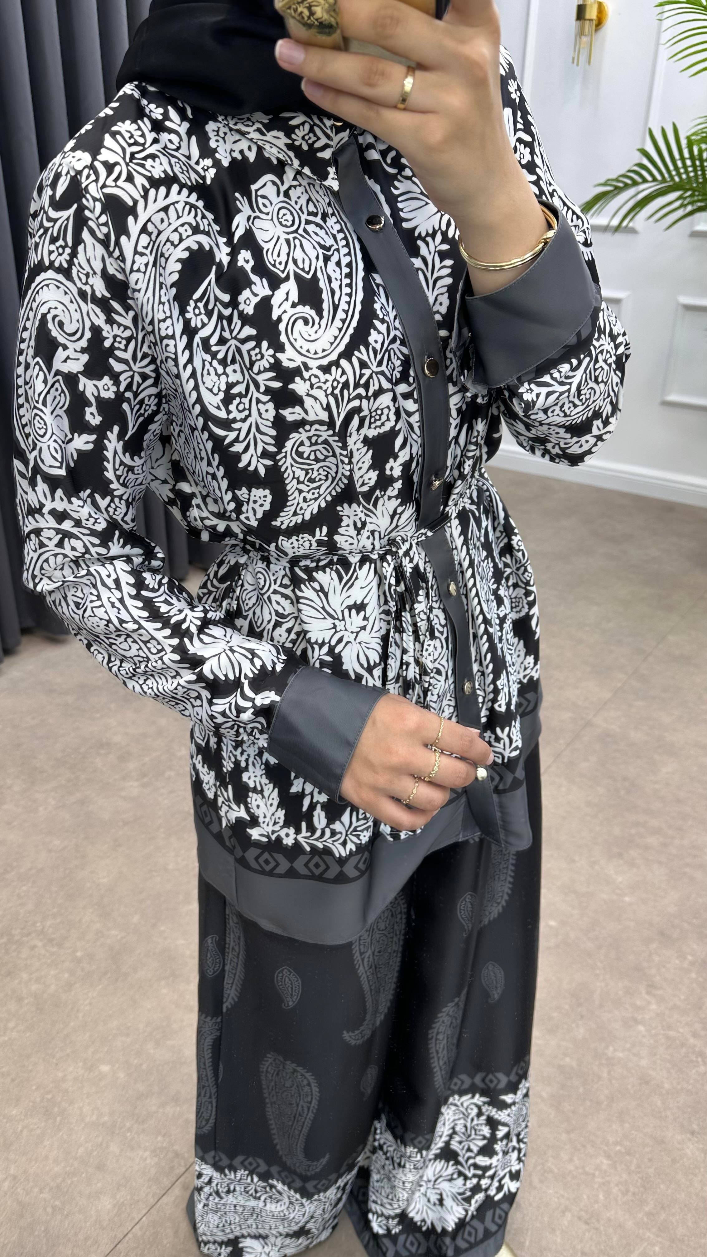 BUTA DESENLİ SATEN TAKIM SİYAH