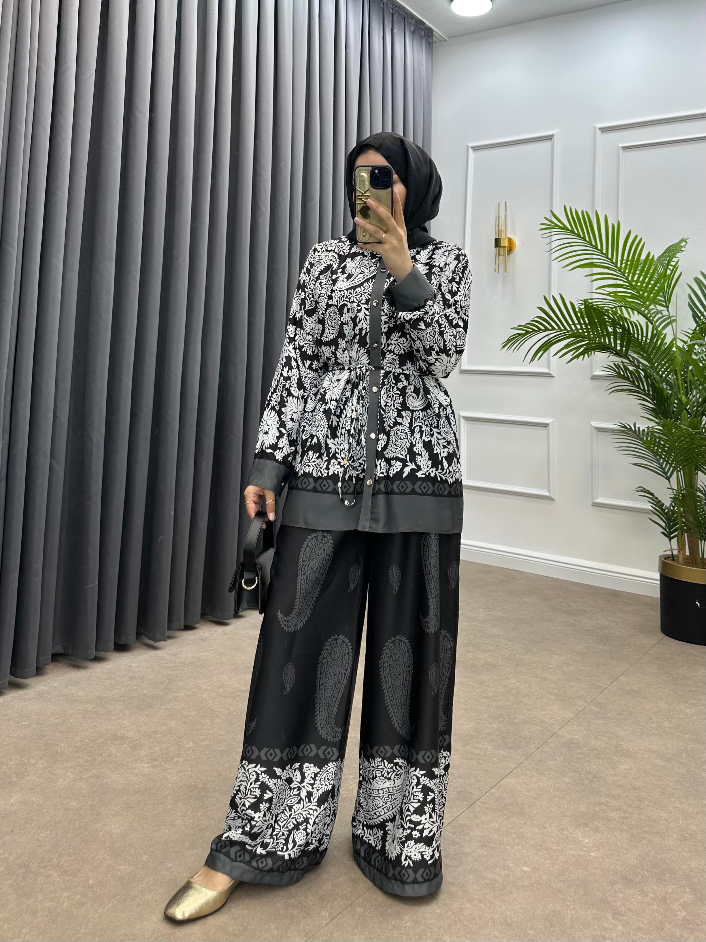 BUTA DESENLİ SATEN TAKIM SİYAH