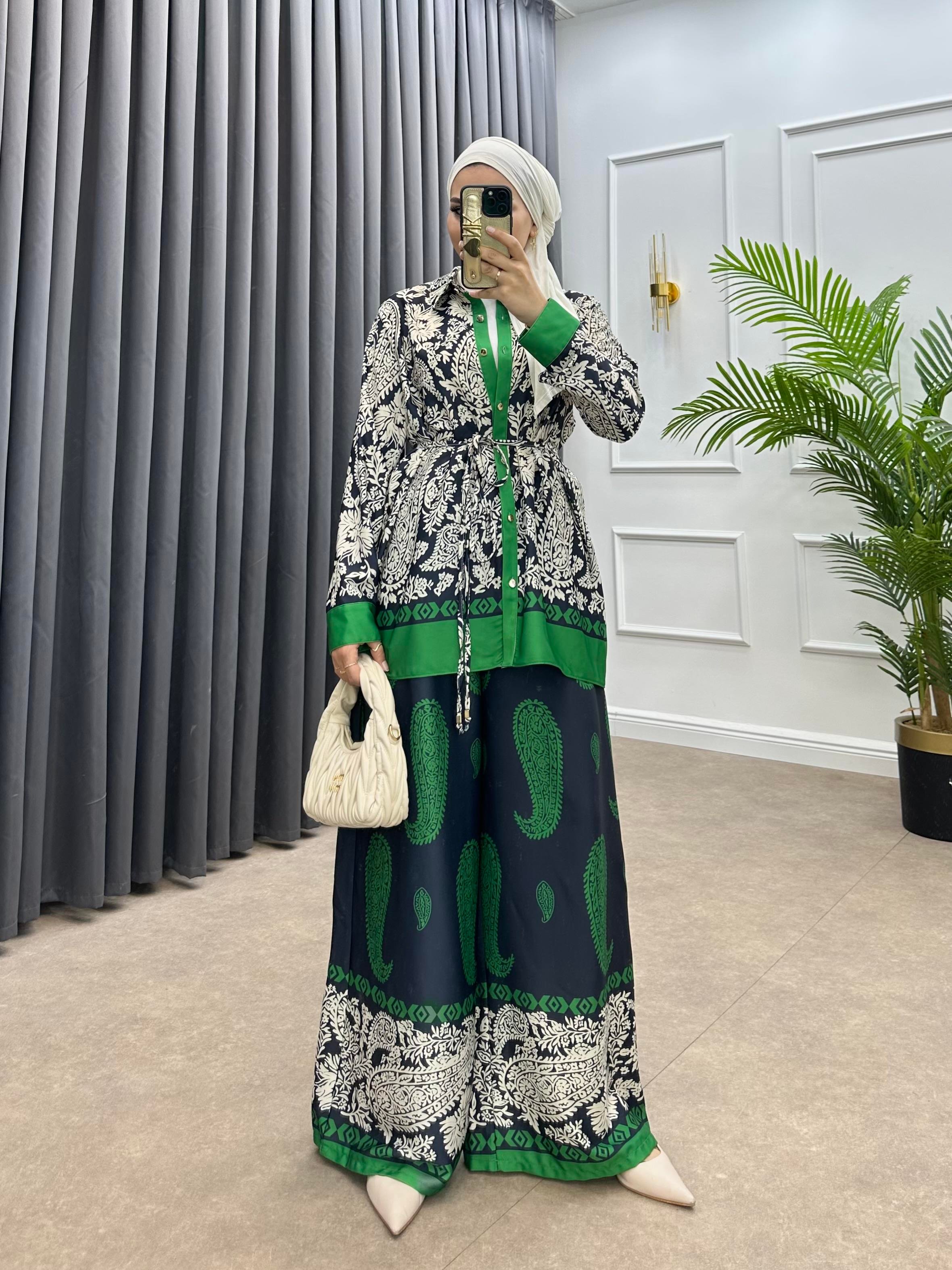 BUTA DESENLİ SATEN TAKIM YEŞİL