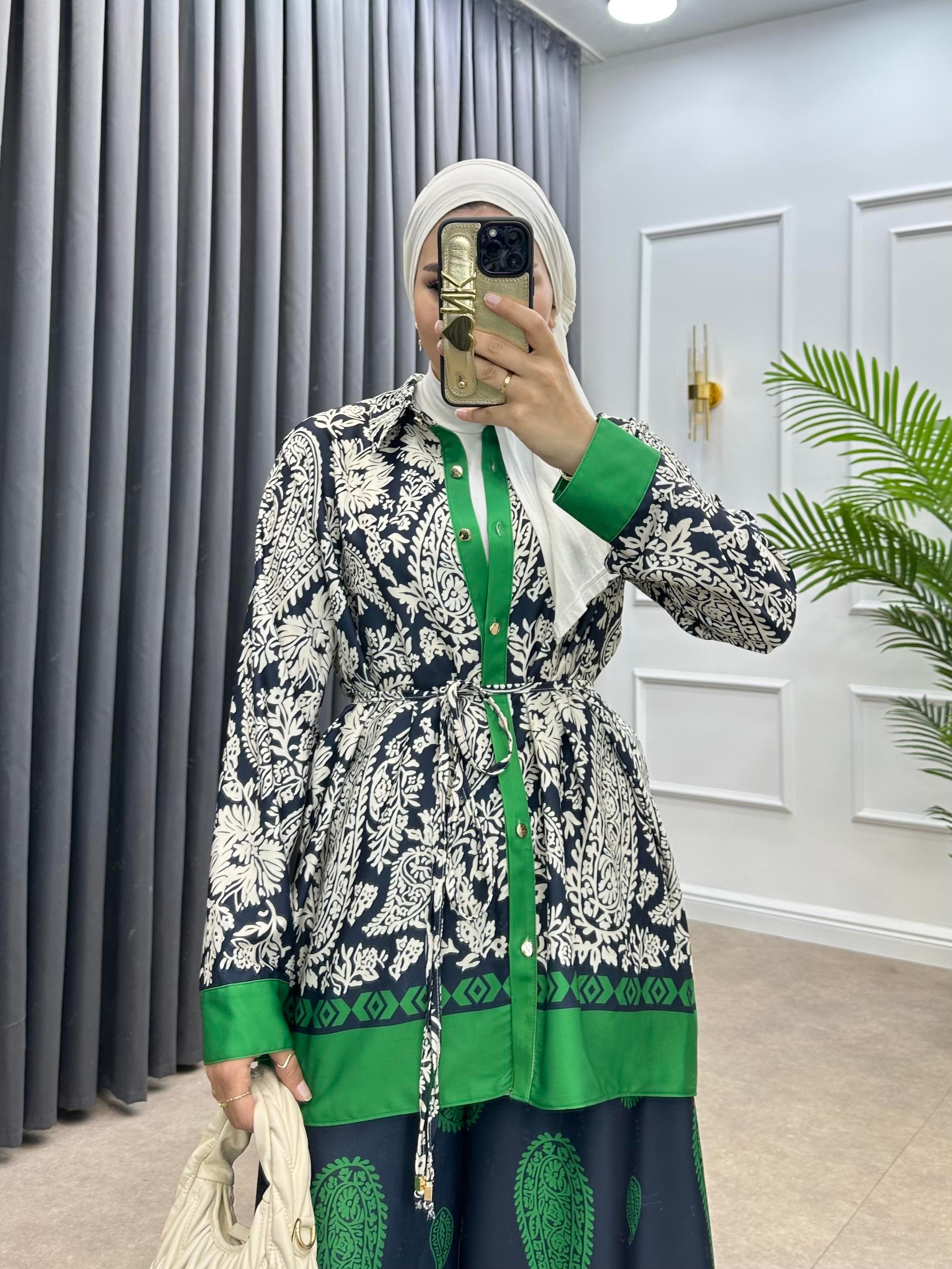 BUTA DESENLİ SATEN TAKIM YEŞİL