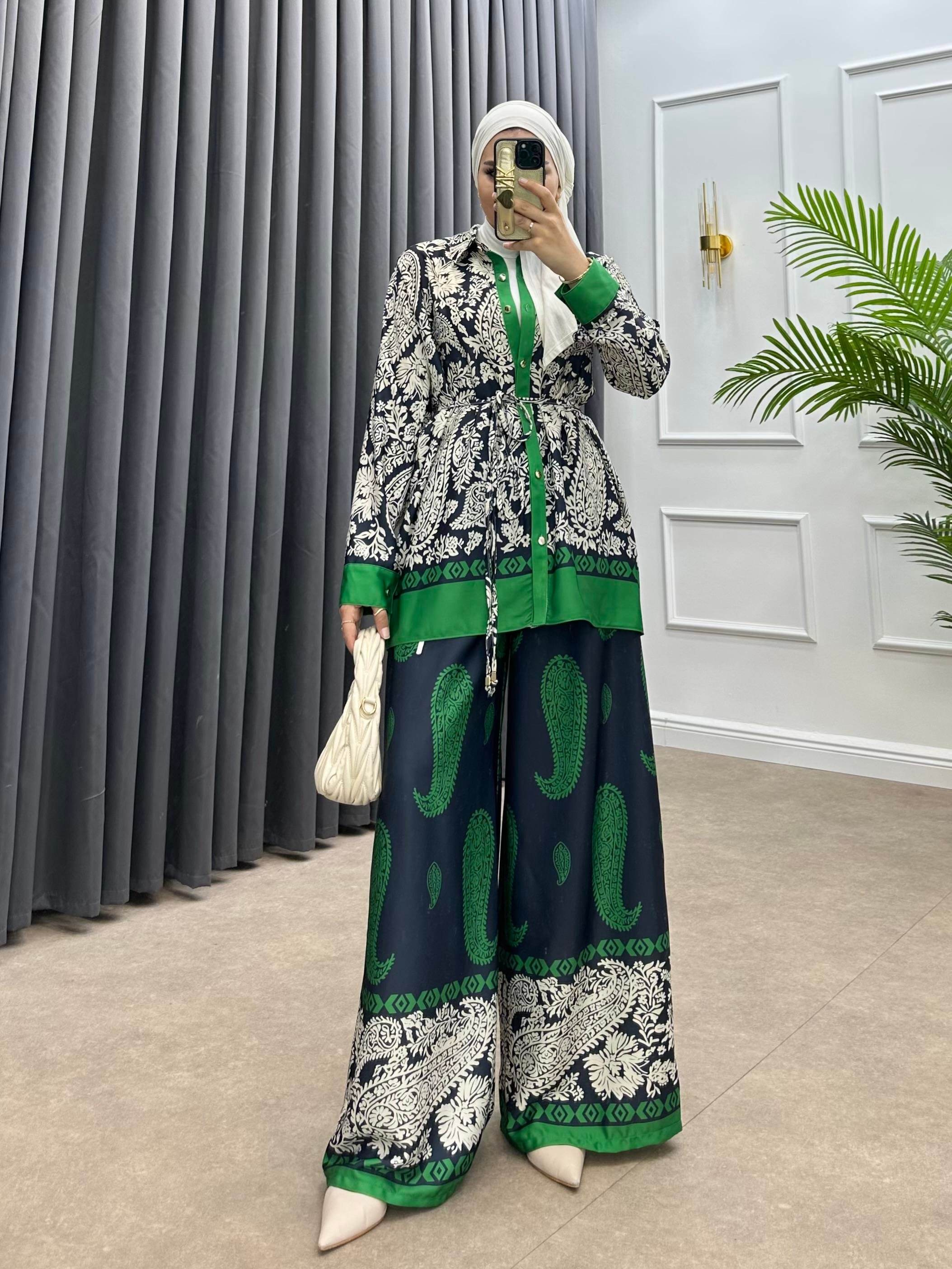 BUTA DESENLİ SATEN TAKIM YEŞİL