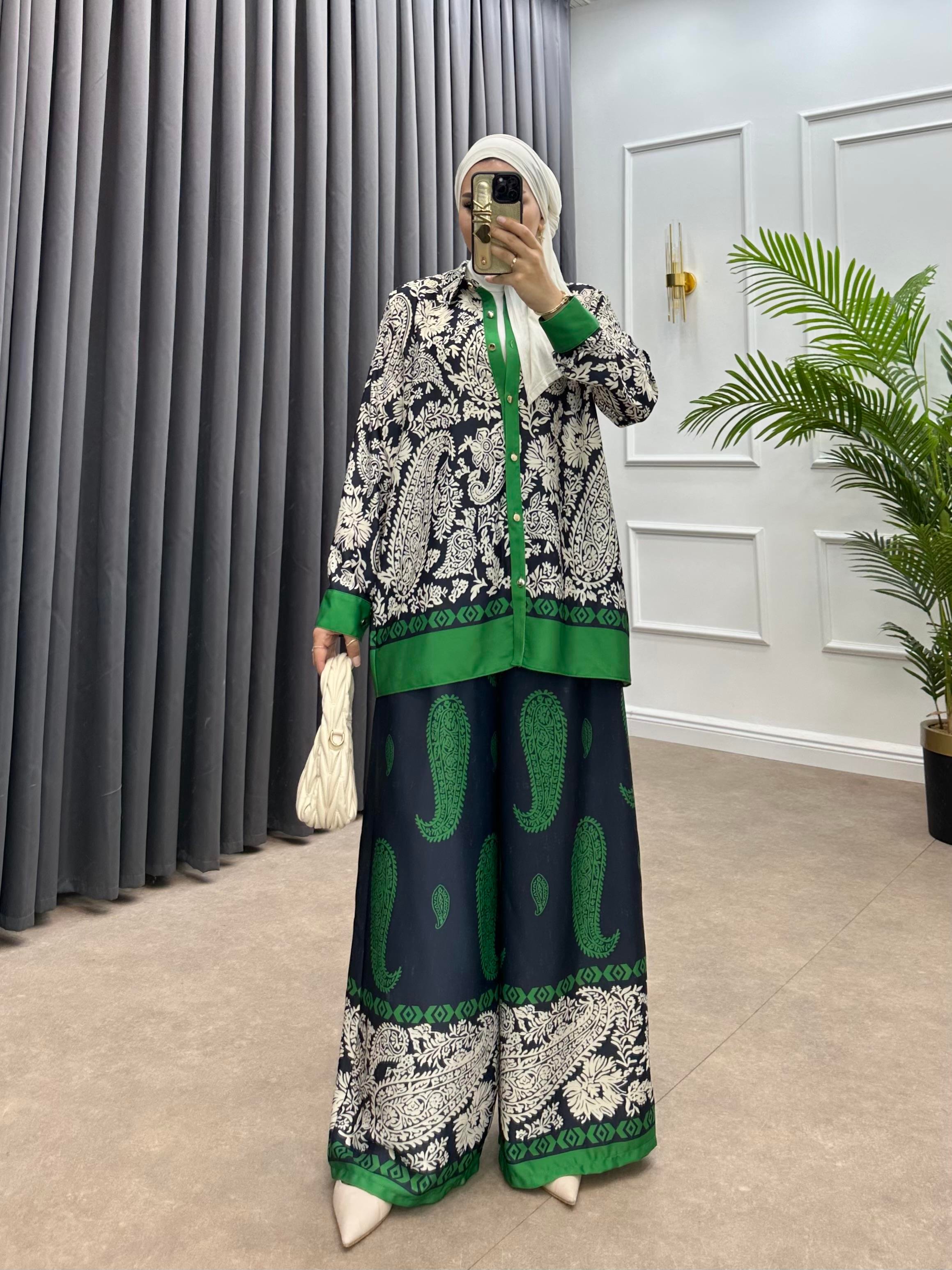 BUTA DESENLİ SATEN TAKIM YEŞİL