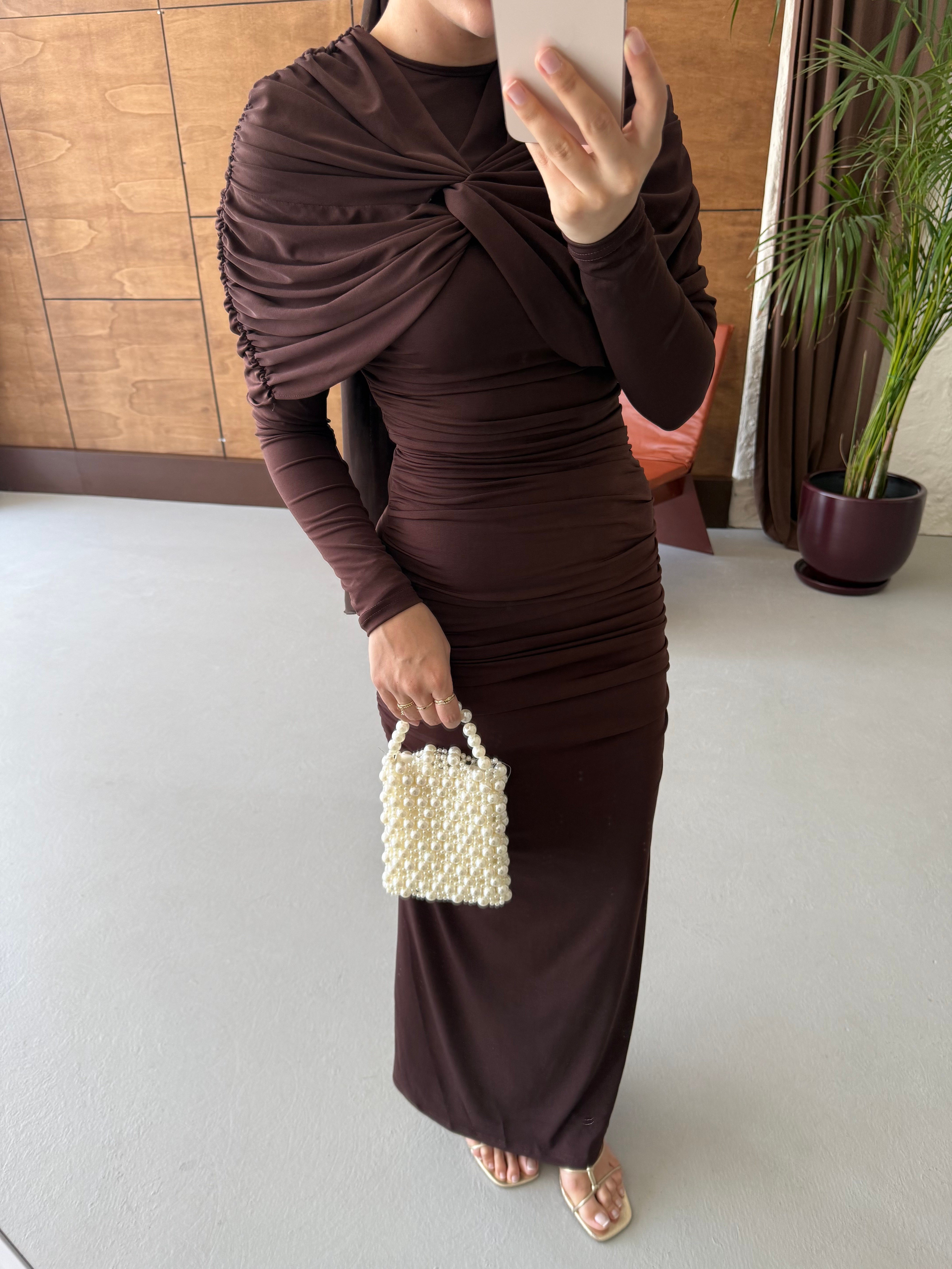 BÜZGÜLÜ SANDY ELBİSE KAHVE