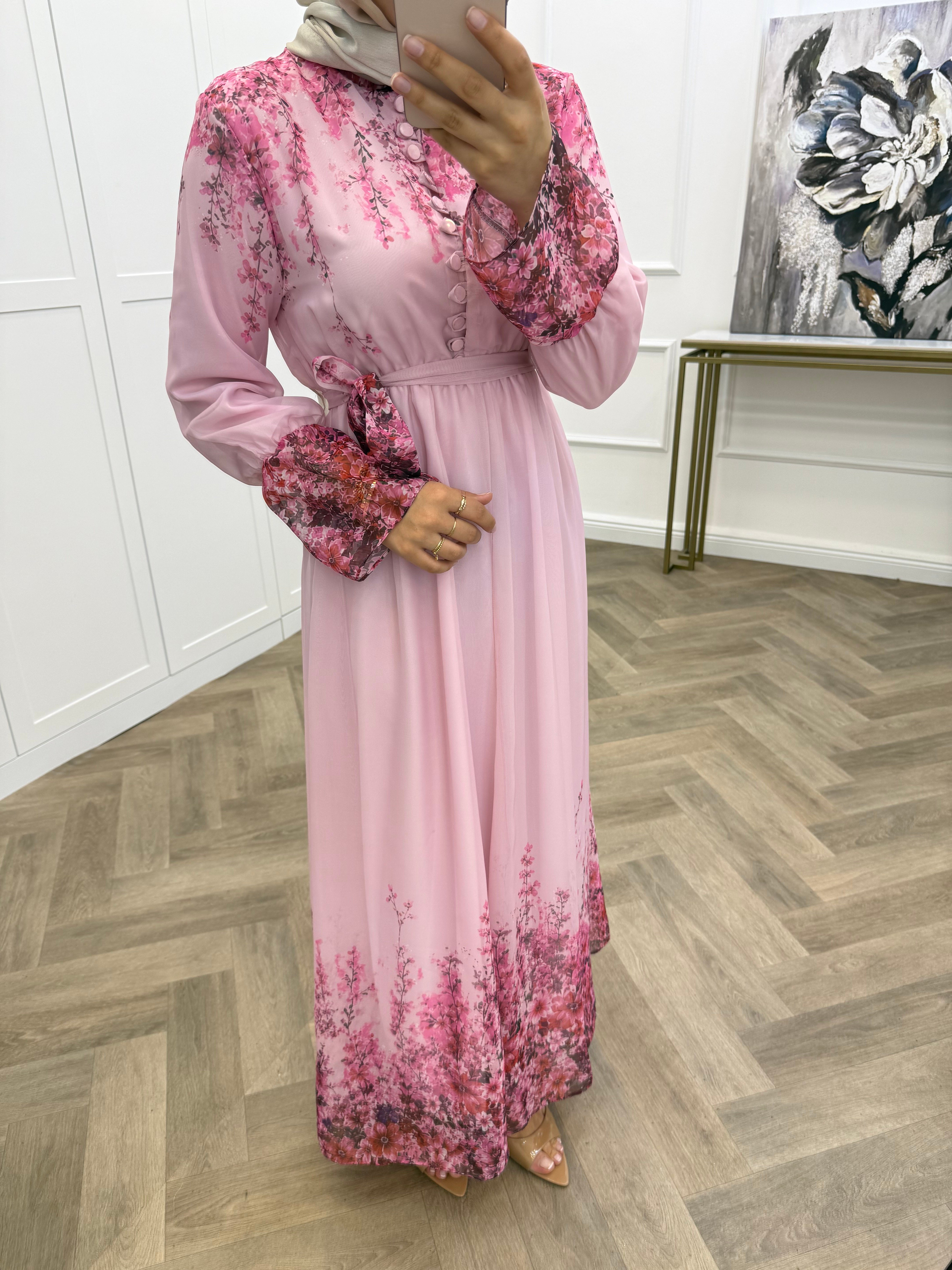 ÇİÇEK DESENLİ ŞİFON ELBİSE PEMBE
