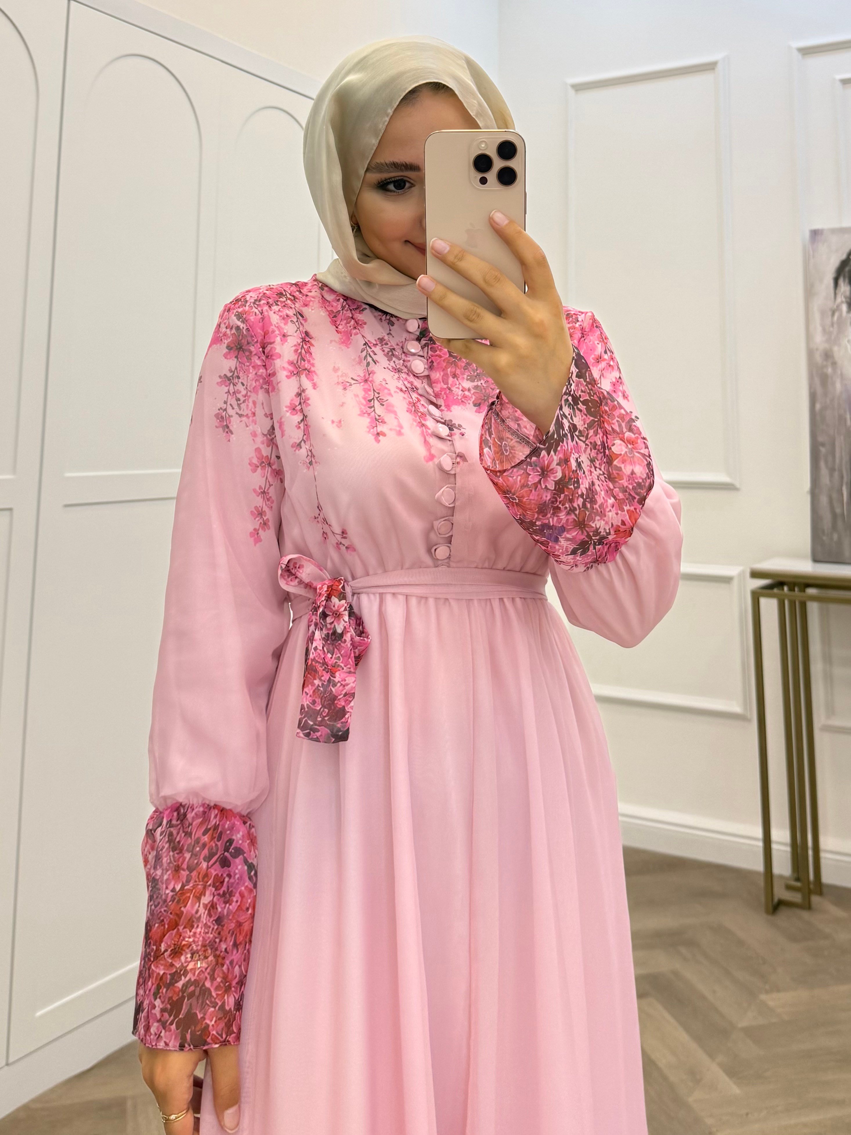 ÇİÇEK DESENLİ ŞİFON ELBİSE PEMBE