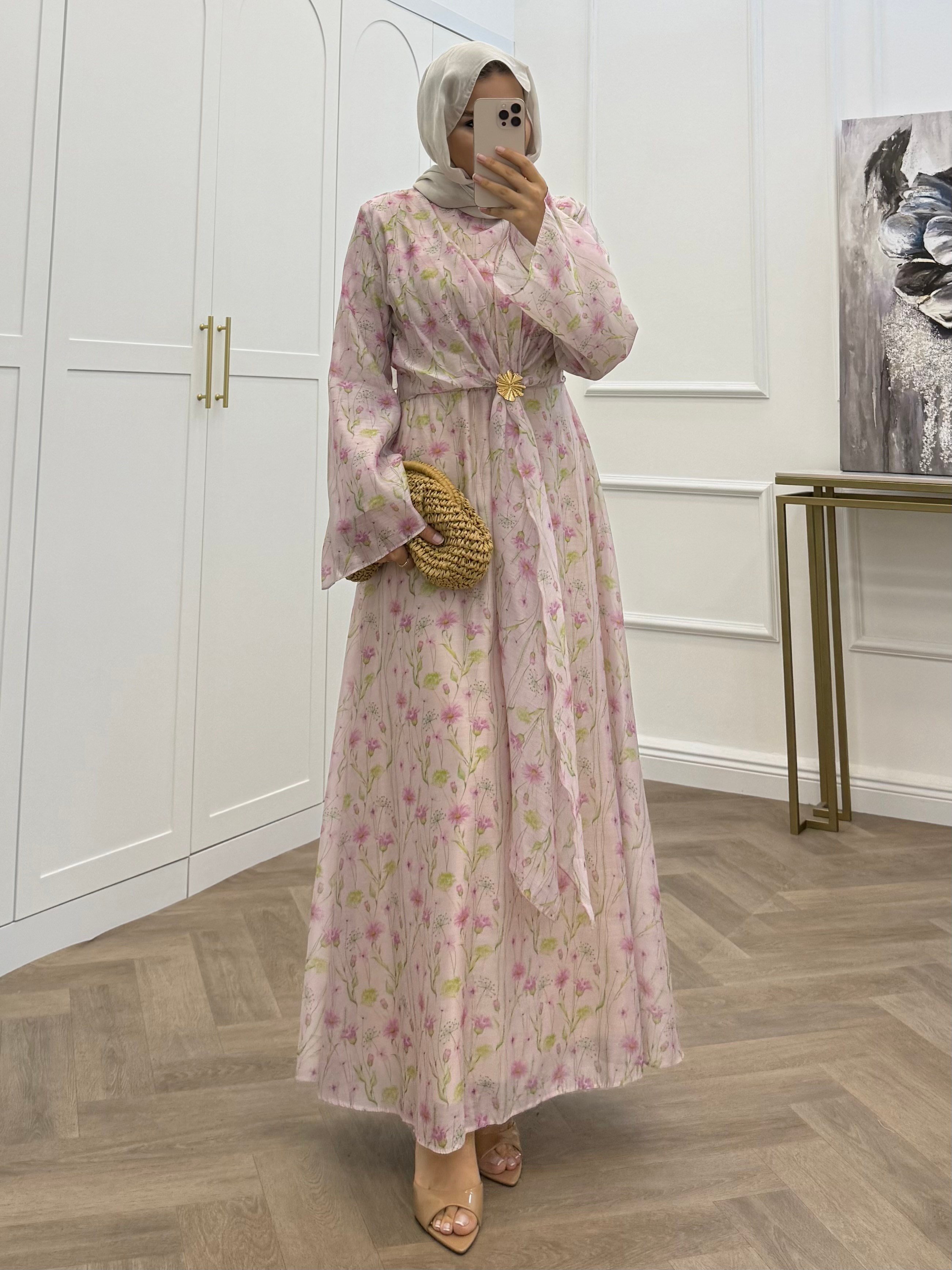 ÇİÇEKLİ VUAL ŞİFON ELBİSE PEMBE