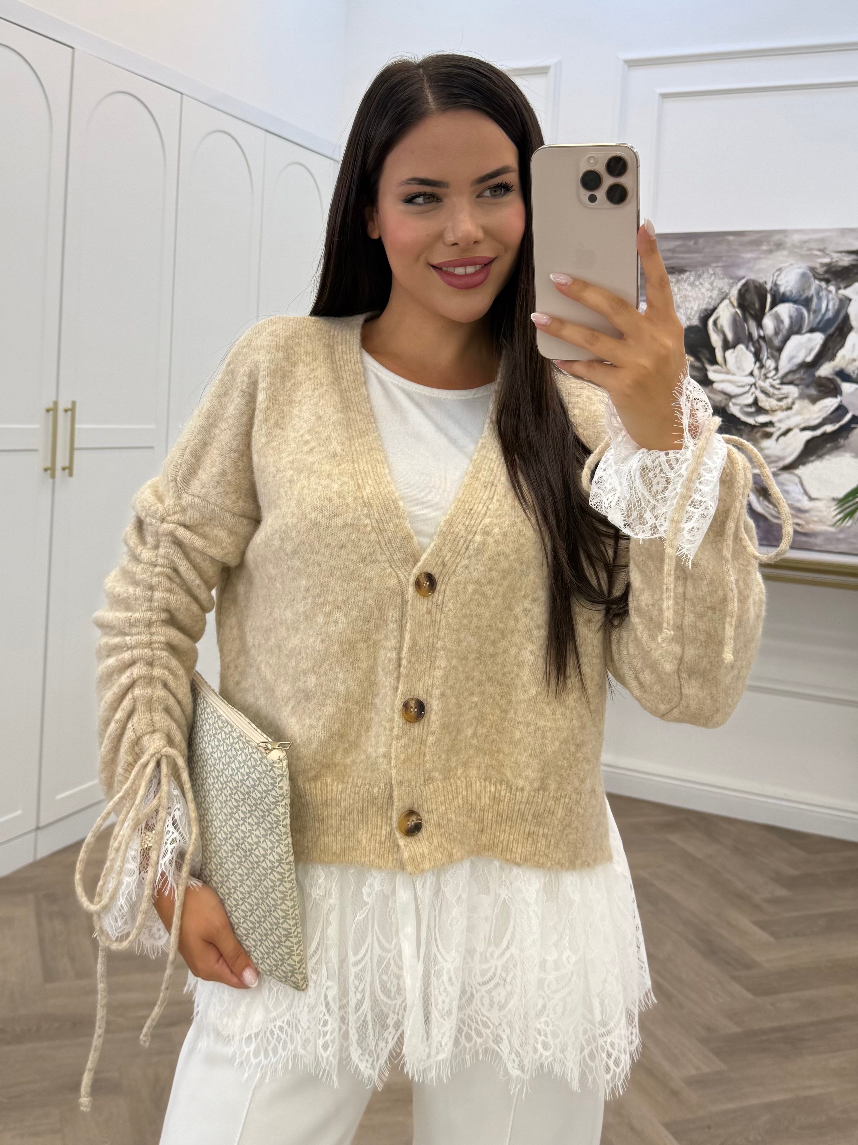 DANTELLİ TRİKO HIRKA BEJ