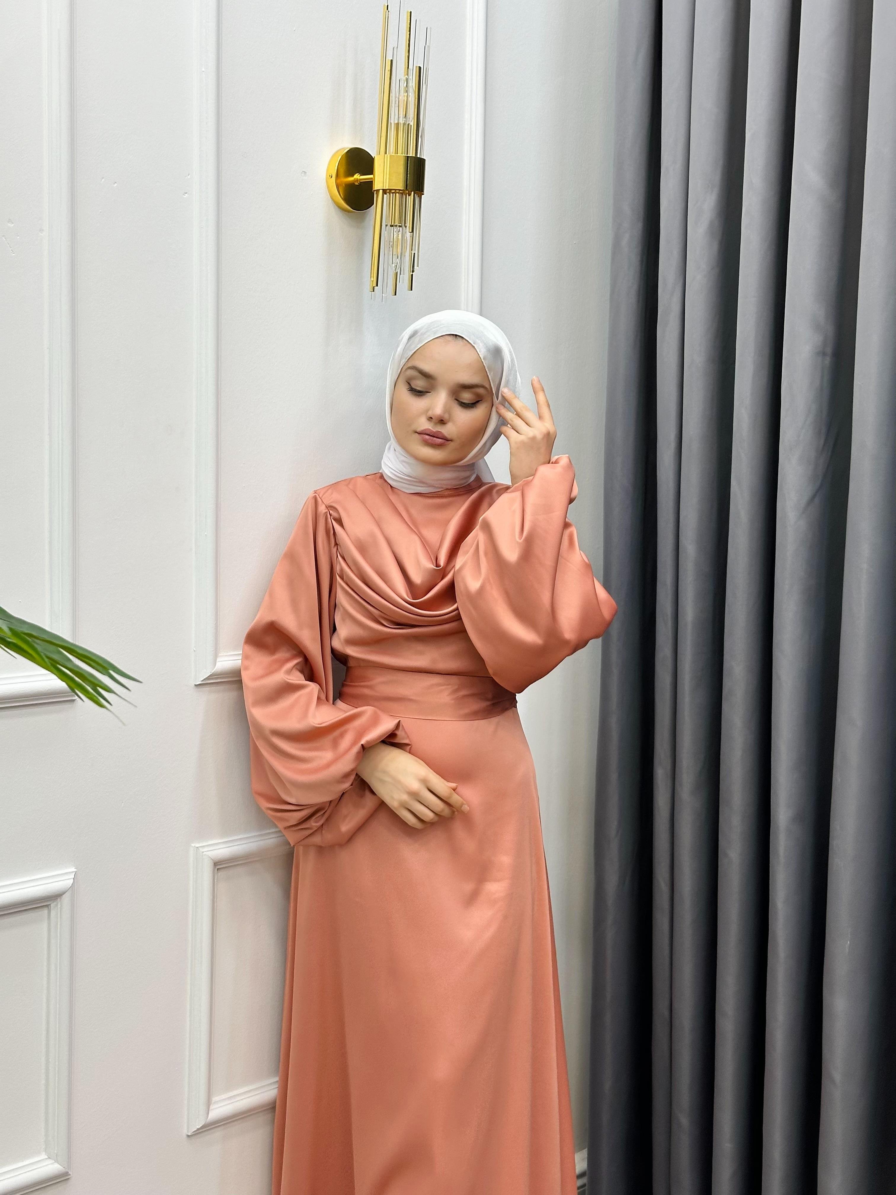 DEGAJELİ VOLVO ELBİSE YAVRUAĞZI